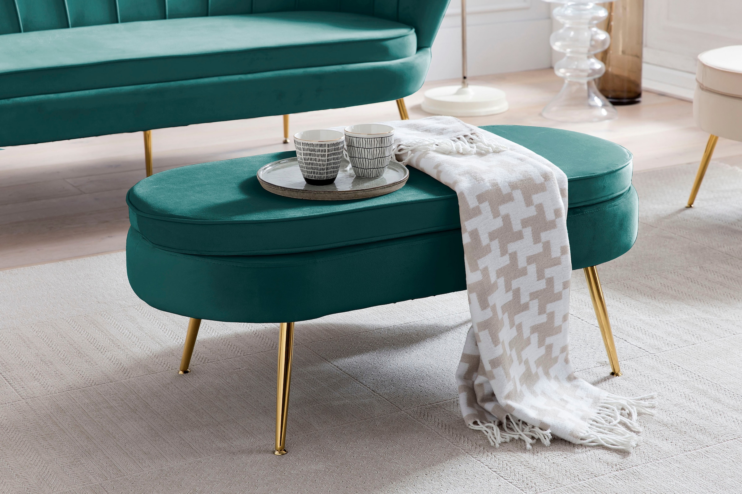 SalesFever Polsterhocker "Clam", Elegantes Design in ovaler Form, 99cm Brei günstig online kaufen