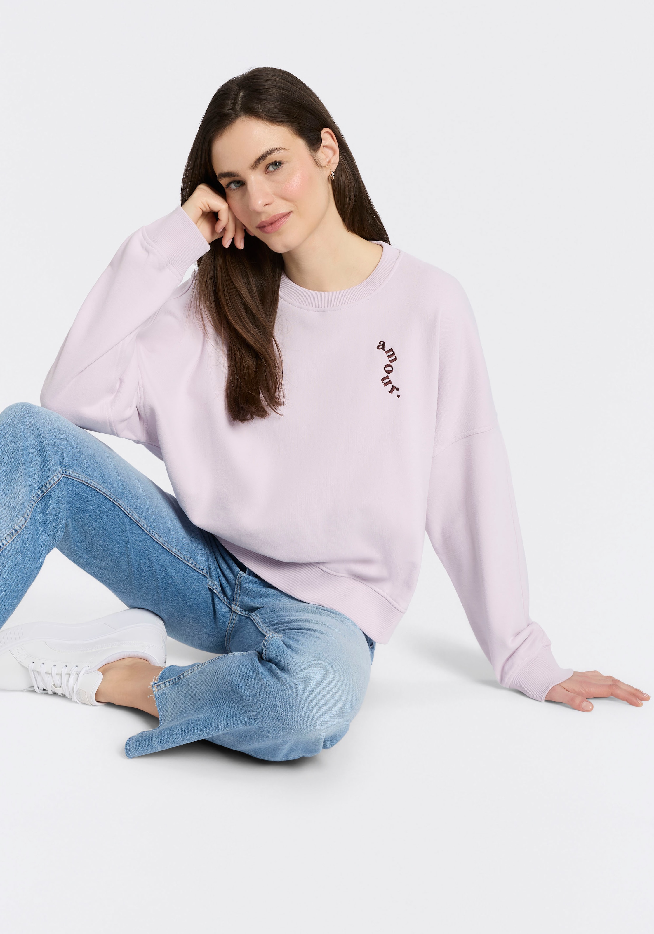 BOSS ORANGE Sweatshirt "Ever Valentine Premium Damenmode", mit Stickerei, Oversize