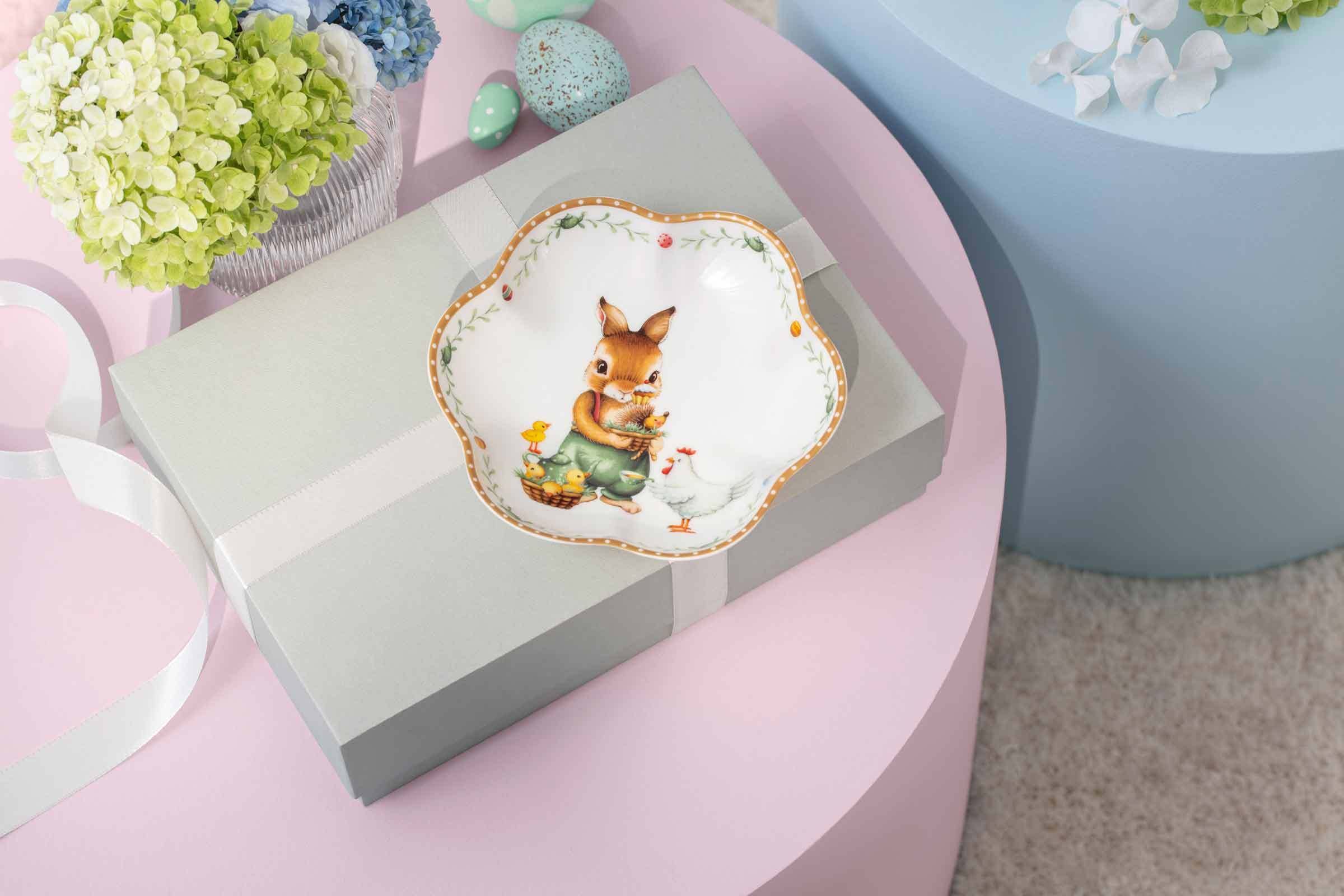 Villeroy & Boch Geschirr-Set »Jahres-Set Easter Edition 5er Set bunt« Handwäsche wird empfohlen