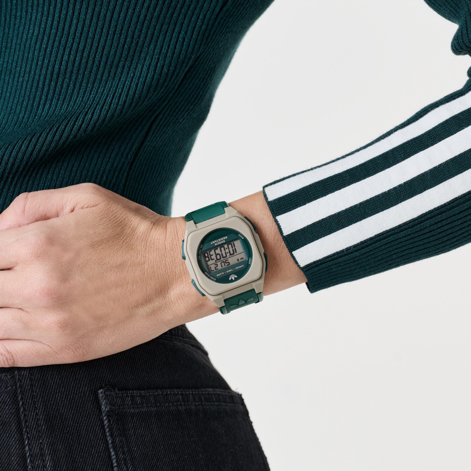adidas Originals Digitaluhr »CITY TECH FOUR« Quarzuhr, Armbanduhr, Damenuhr, Herrenuhr, digital, Tag, Wochentag