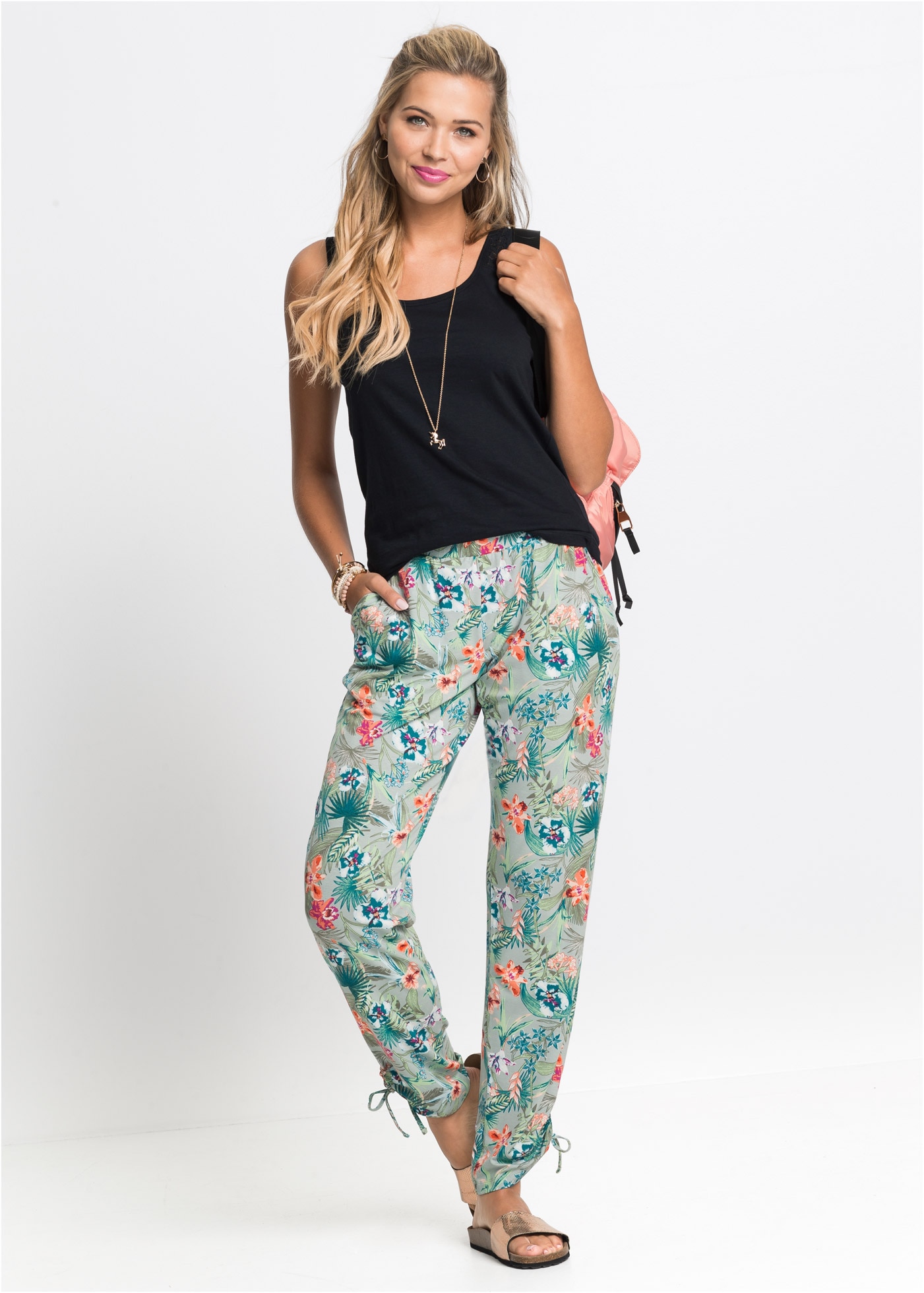 bonprix Tanktop 1 körpernaher Schnitt, runder Ausschnitt, ohne Ärmel