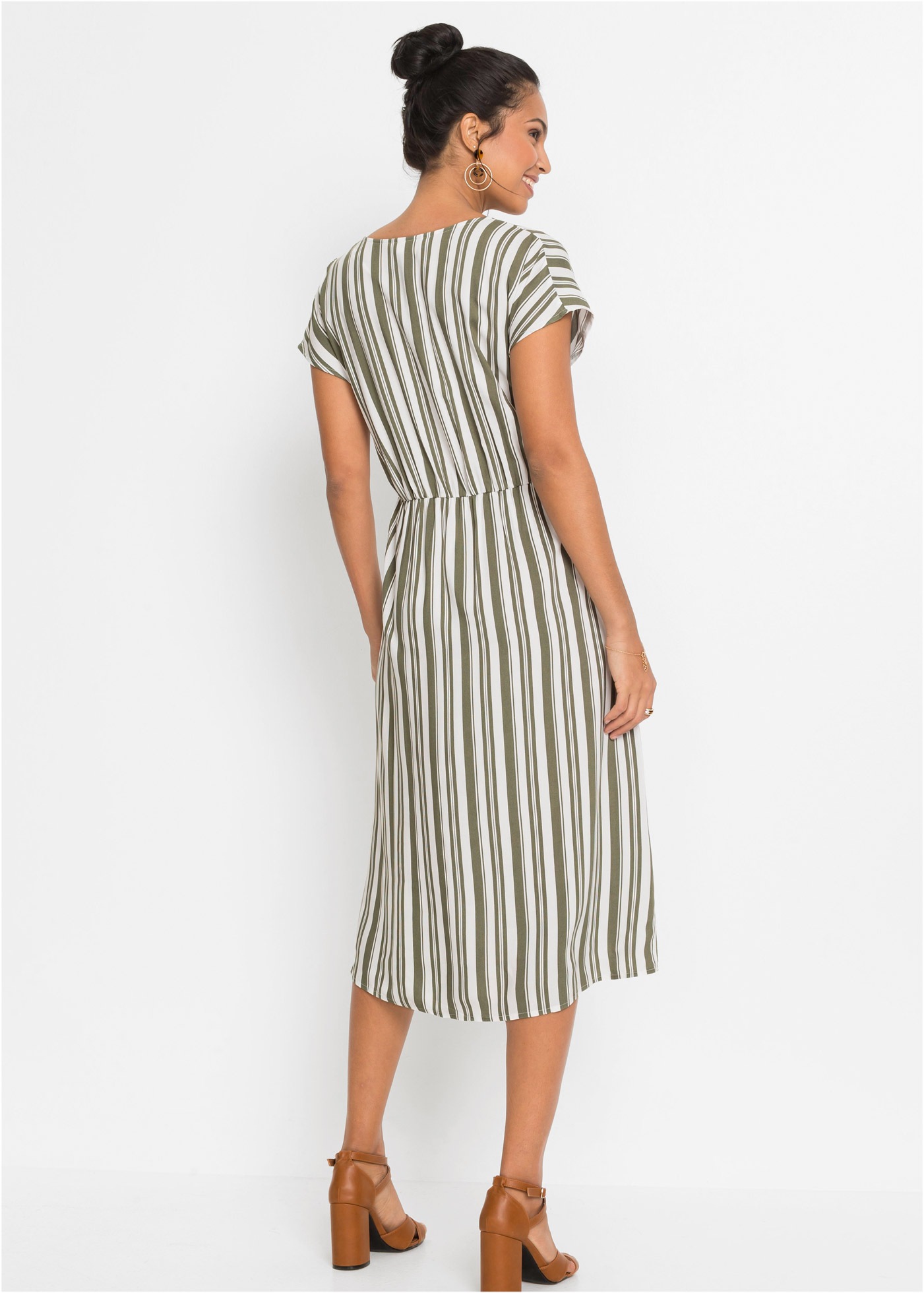 bonprix Midikleid für warme Tage, aus Viskose, ausgestellte Passform günstig online kaufen