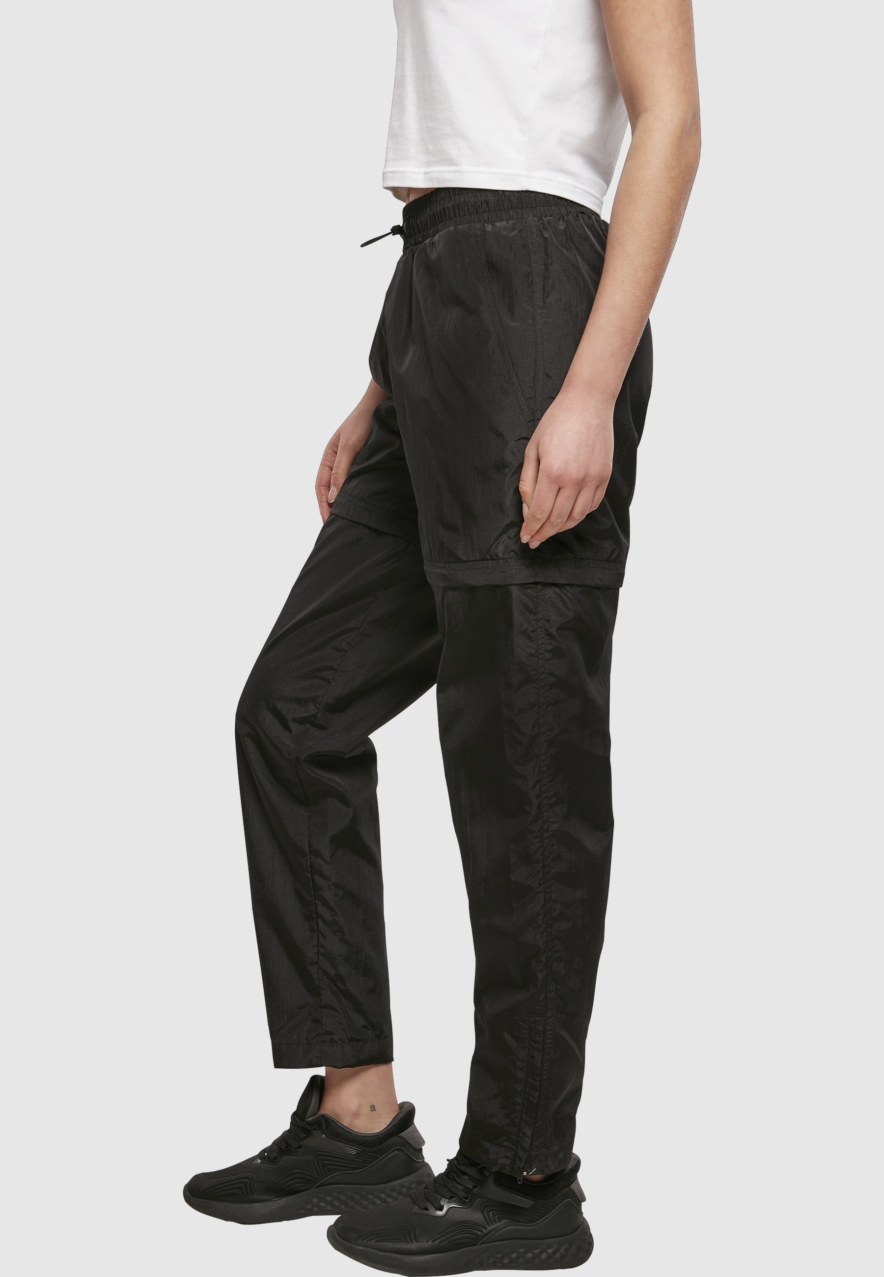 URBAN CLASSICS Stoffhose »Urban Classics Damen Ladies Shiny Crinkle Nylon Zip Pants«