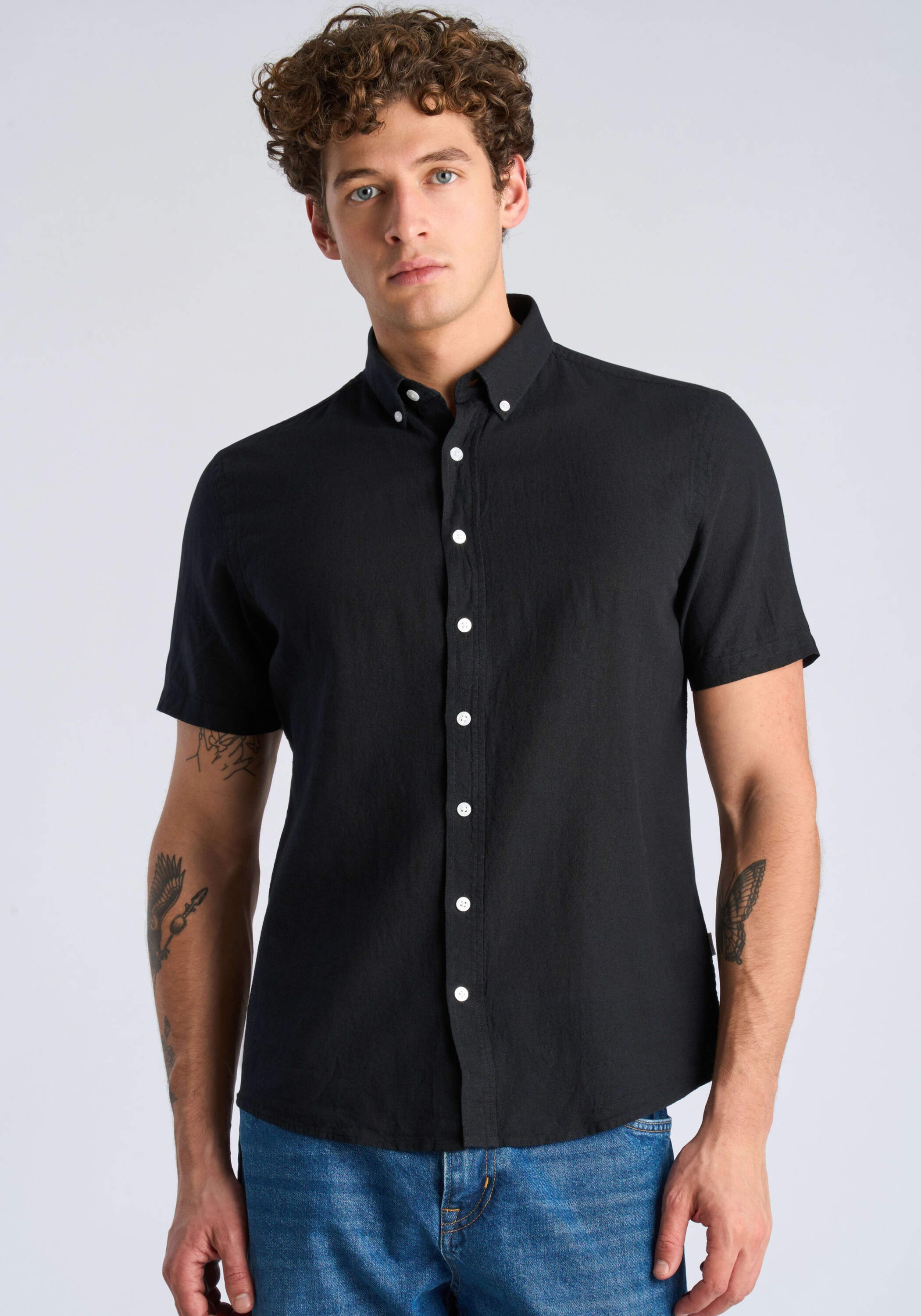 Lindbergh Linen Relaxed Fit Short Sleeve Shirt Black