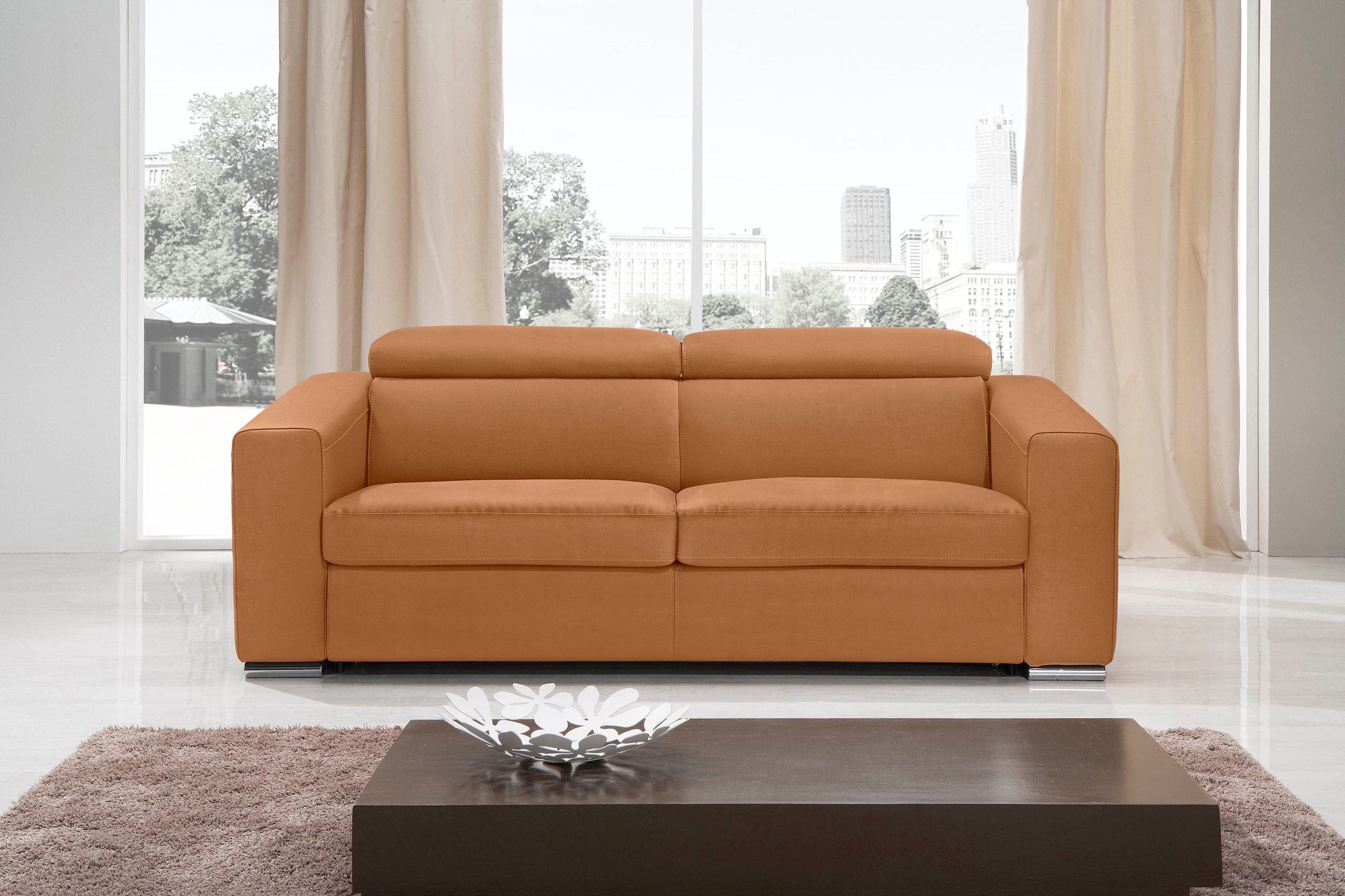 Egoitaliano Schlafsofa »Cabiria, Design und super Sitz- und Liegekomfort«, Sofa inkl. Schlaffunktion, Kopfteile verstellbar, mit Metallfüßen