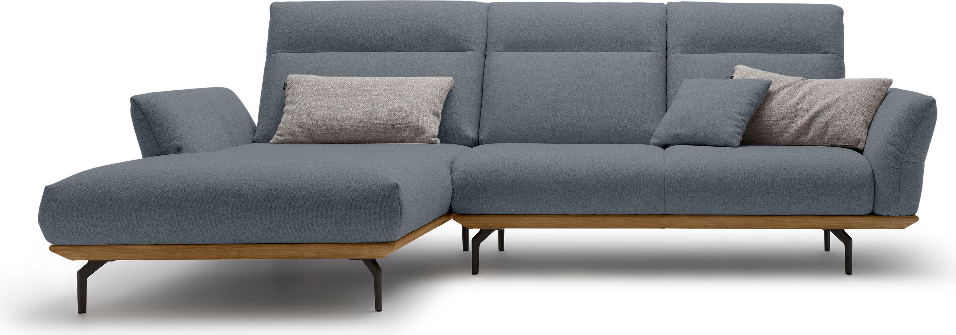 Creation BY ROLF BENZ Ecksofa "CR.460 Designsofa, verstellbare Rückenlehne, hochwertig & bequem" Sockel in Nussbaum, Winkelfüße in Umbragrau, Breite 298 cm