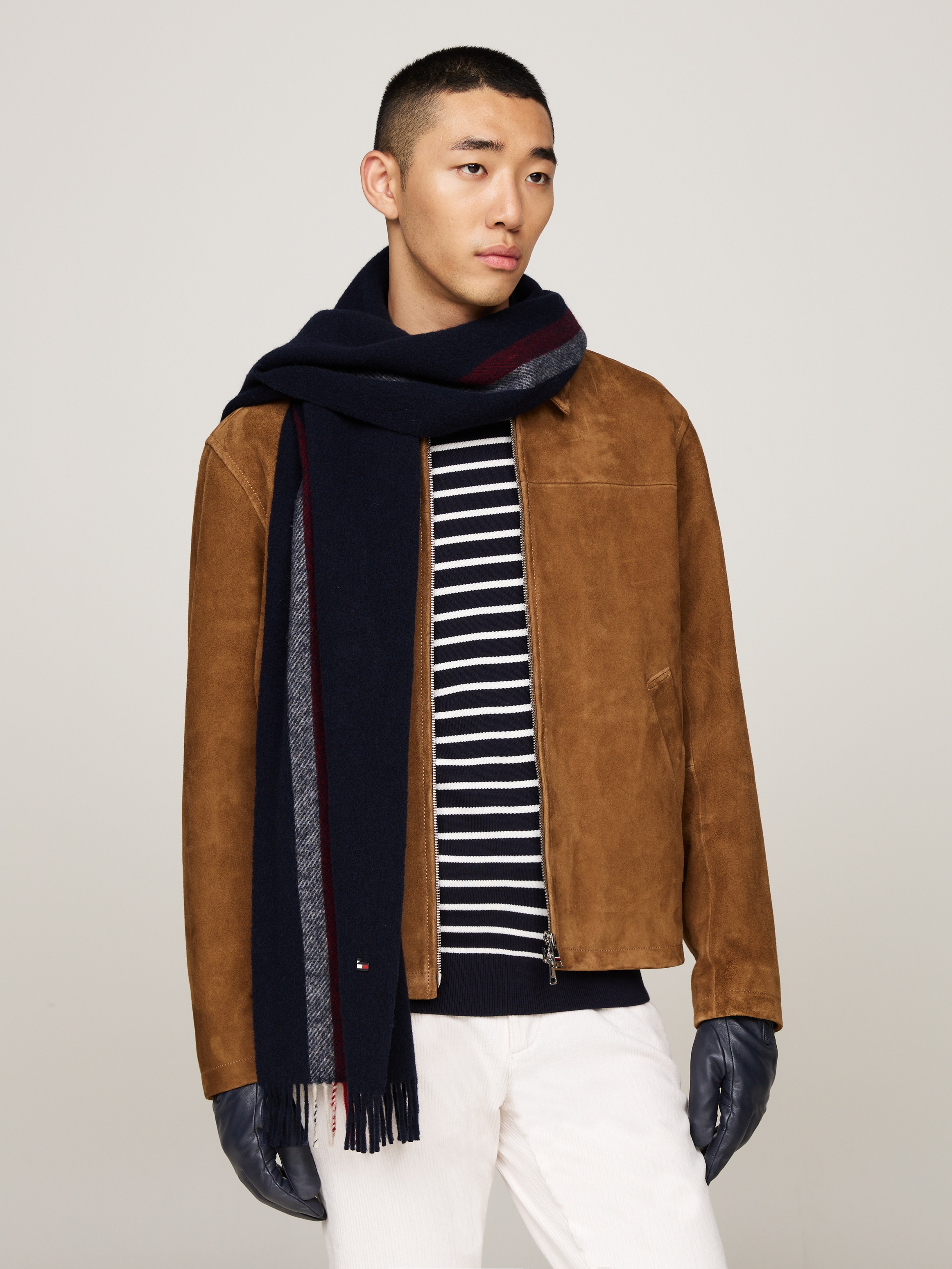 Tommy Hilfiger Schal »TH CORP LOVE SCARF & GLOVES GP«, mit Logoprägung