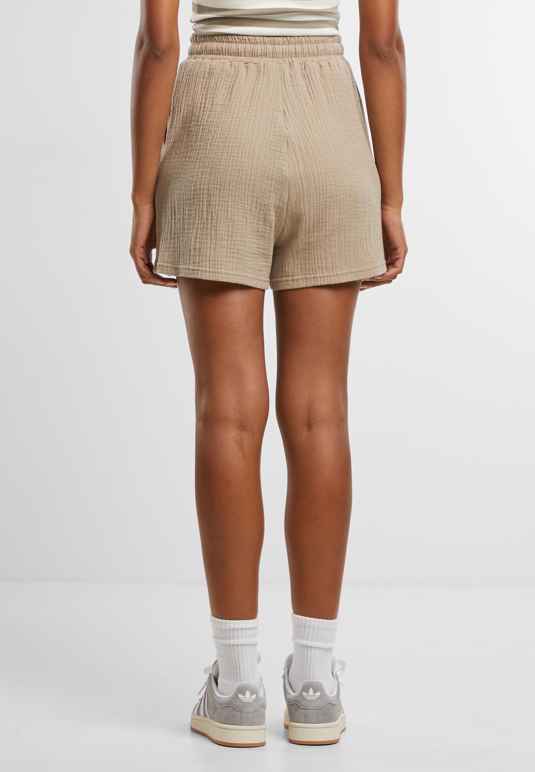 URBAN CLASSICS Sweatshorts »Urban Classics Ladies Musselin Shorts«, (1 tlg.)