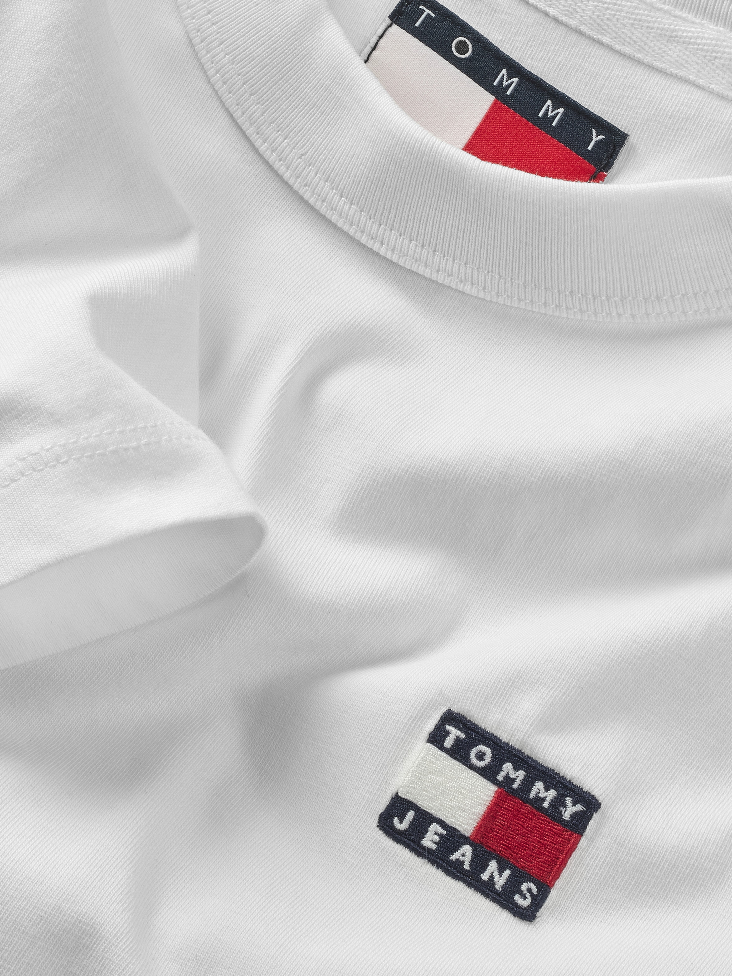 Tommy Jeans T-Shirt »TJW REG BADGE TEE«, mit Logo-Badge
