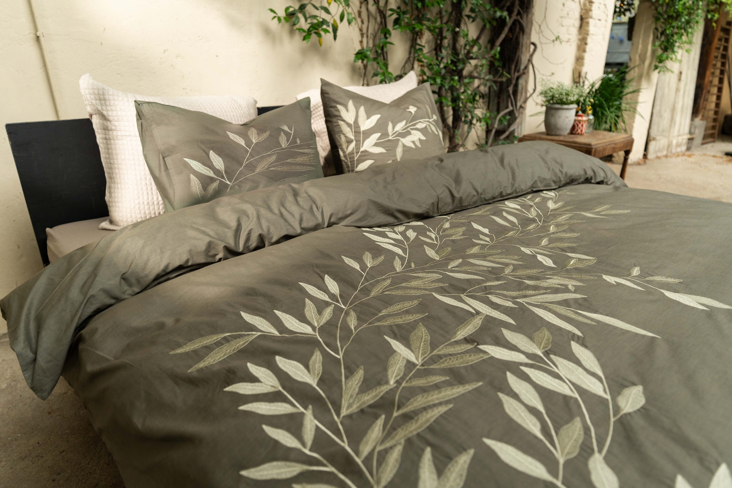 Thumbnail - kayori Wendebettwäsche "Habo" 2 Stk. Mit stilvoller Stickerei