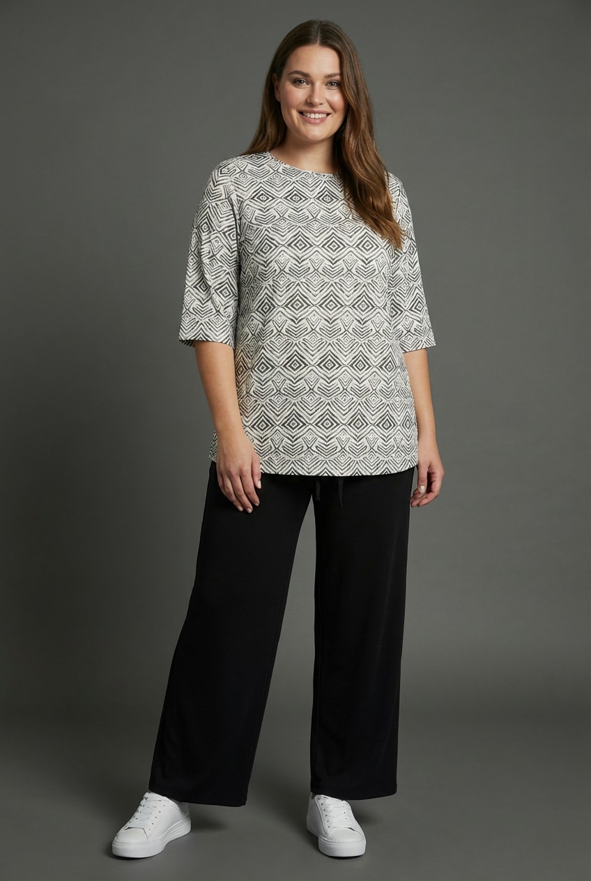 Laura Scott CURVE Anzug "Große Größen" Set, Shirt + Hose, figurumspielend für Frühling und Sommer, figurumspielend, mit 3/4-Ärmeln, bedruckt