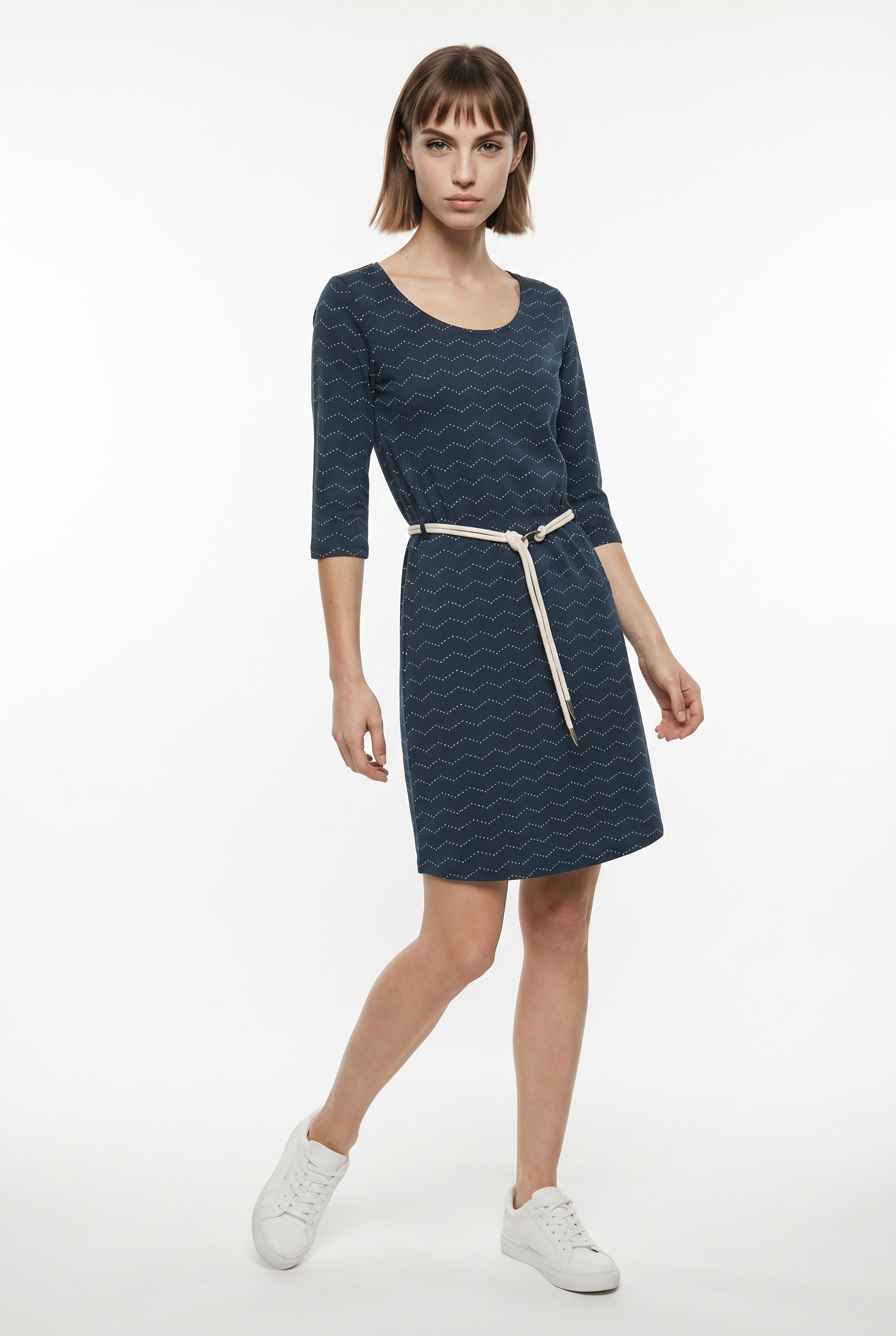 Ragwear Jerseykleid »LILITHA ZIG ZAG O« mit Taillen-Bindegürtel