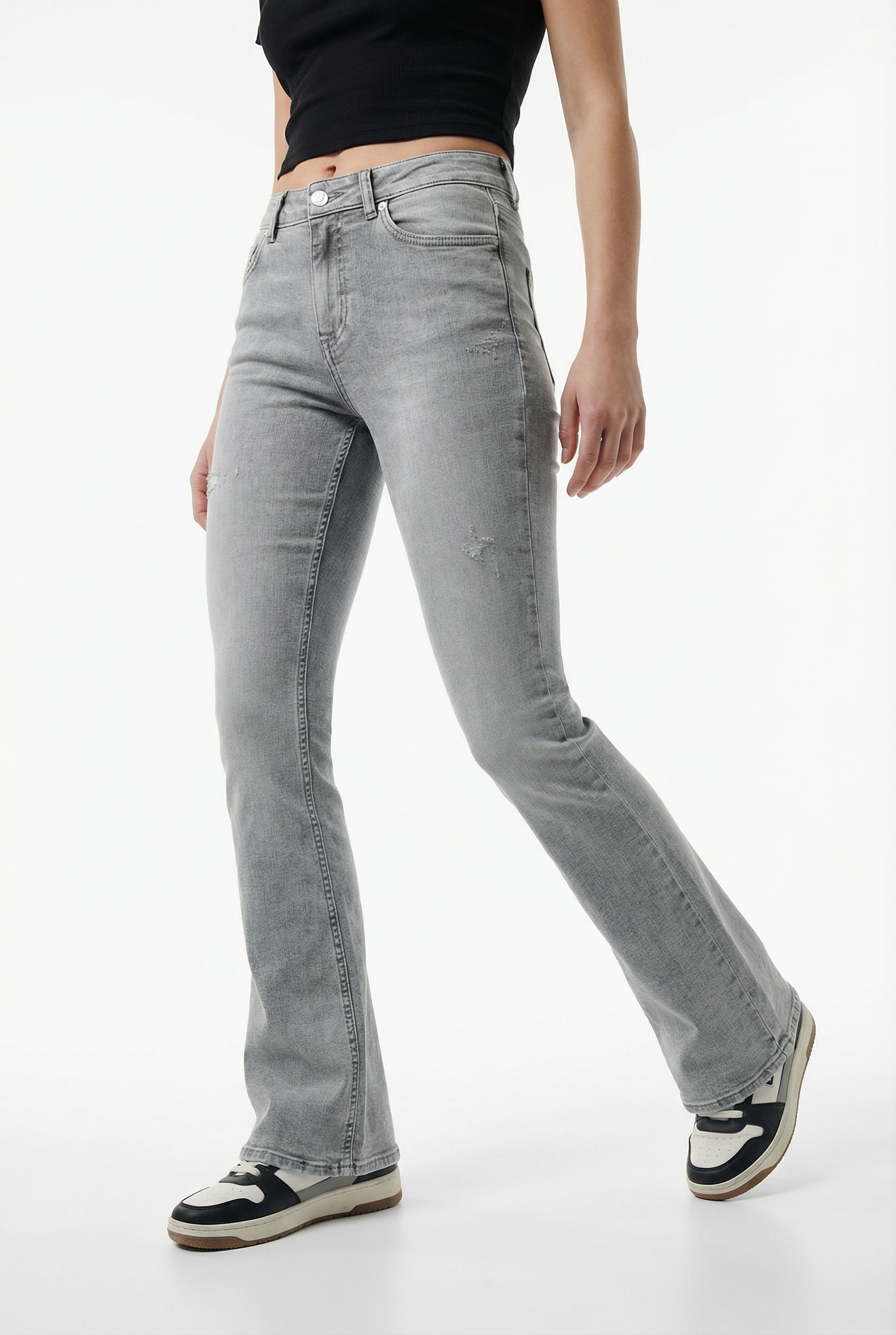 ONLY Bootcut-Jeans "ONLBLUSH MID WAIST FLARED DNM REA1099" mit dezentem Used-Look