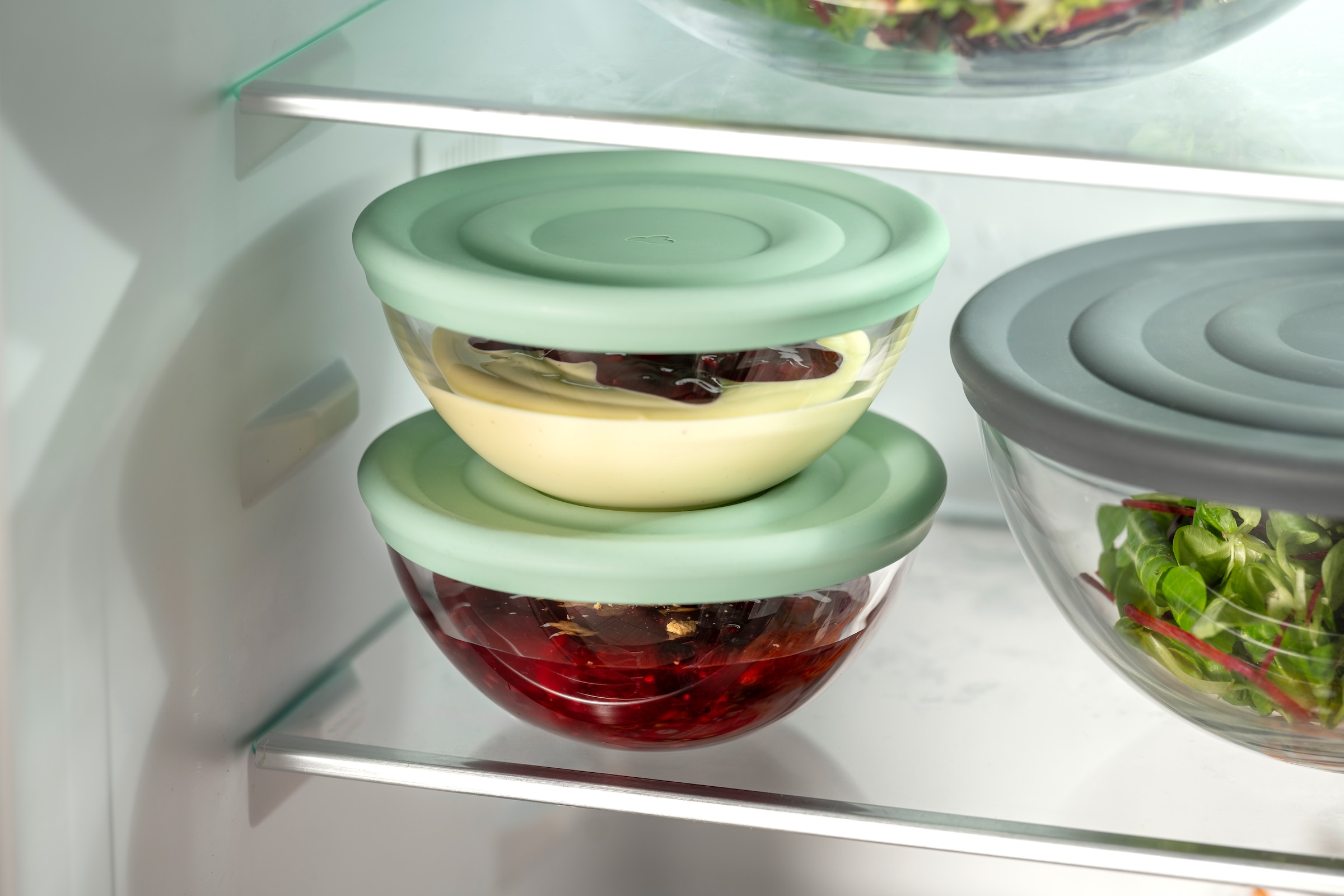 LEONARDO Schale »Schalen-Set CUCINA, 6-teilig, 3 Schüsseln mit Silikondeckel«, 6 tlg., aus Glas, spülmaschinengeeignet