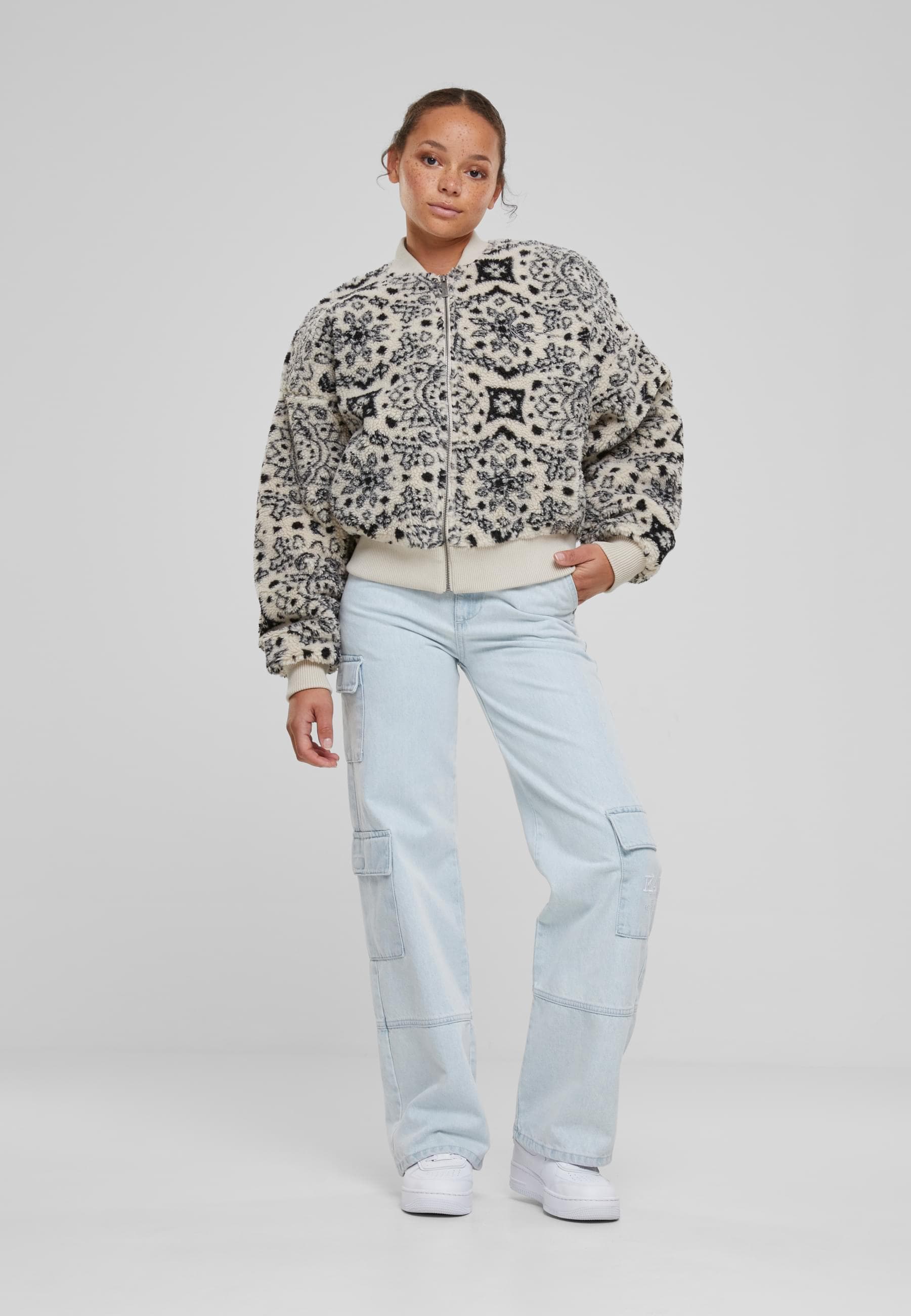 Karl Kani Bomberjacke »Karl Kani Damen«, (1 St.), ohne Kapuze