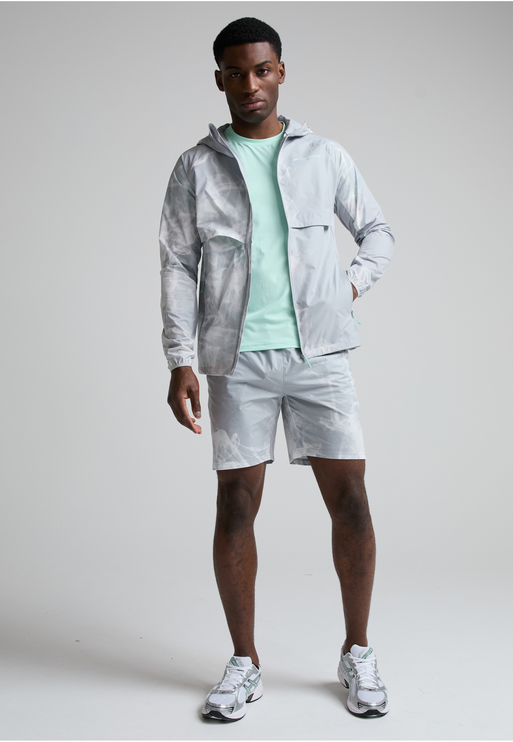 Monterrain Outdoorjacke »Monterrain TRANSCEND WINDRUNNER« 1 Stk. tlg. mit Kapuze