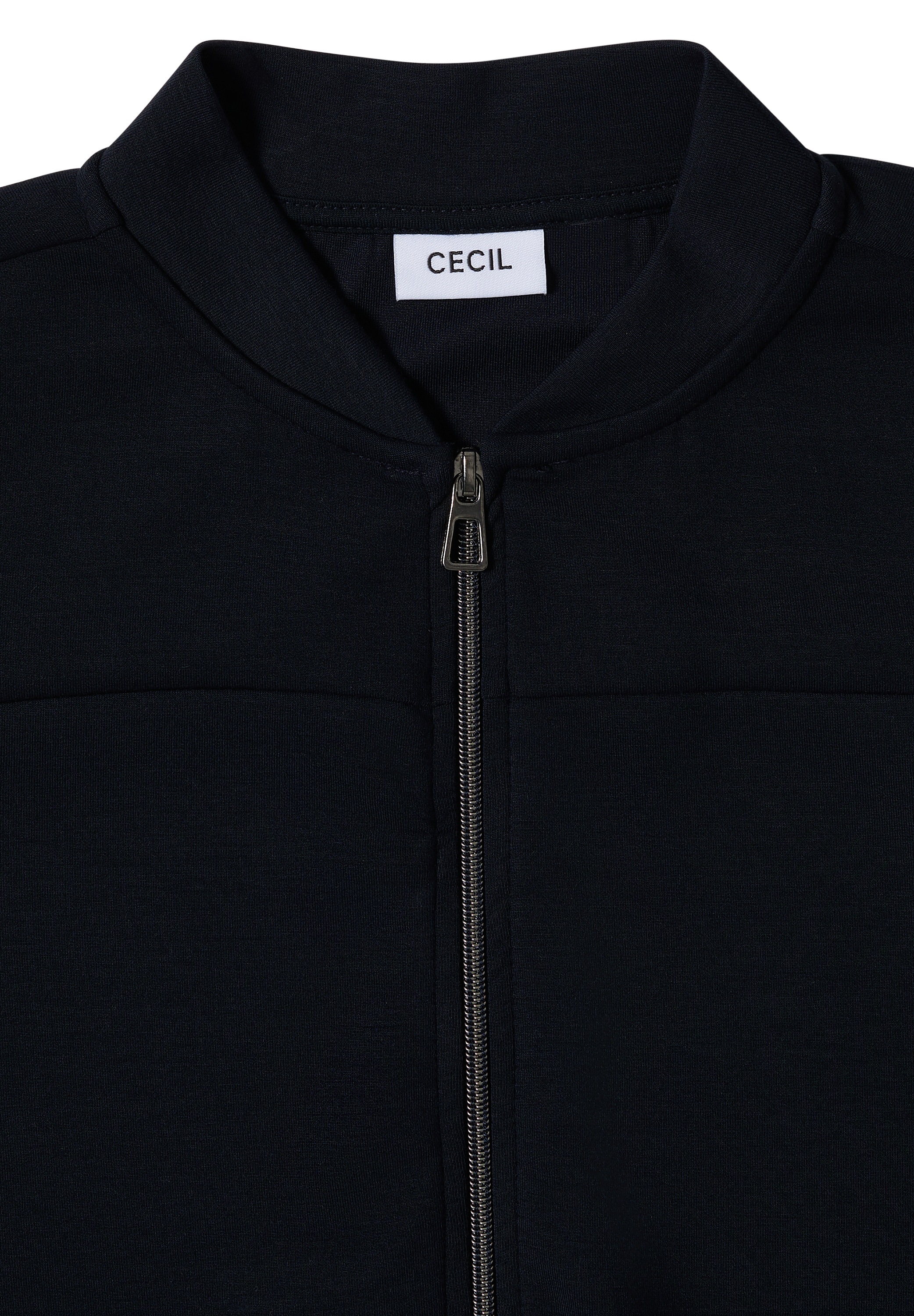 Cecil Cardigan, mit Stehkragen