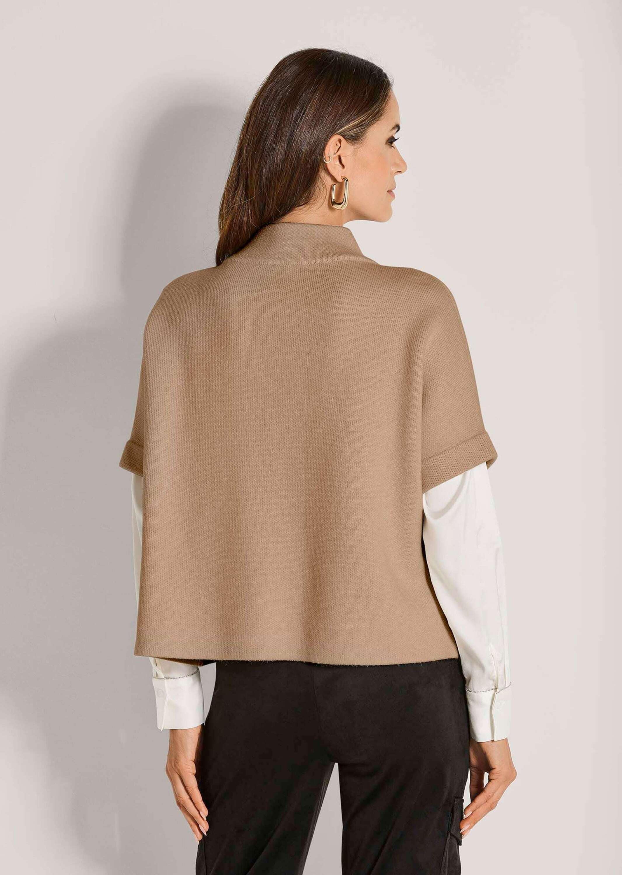 MADELEINE Strickjacke »Strickcape Moderne Strickjacke im Cape-Design« Wertvoller Milano-Strick