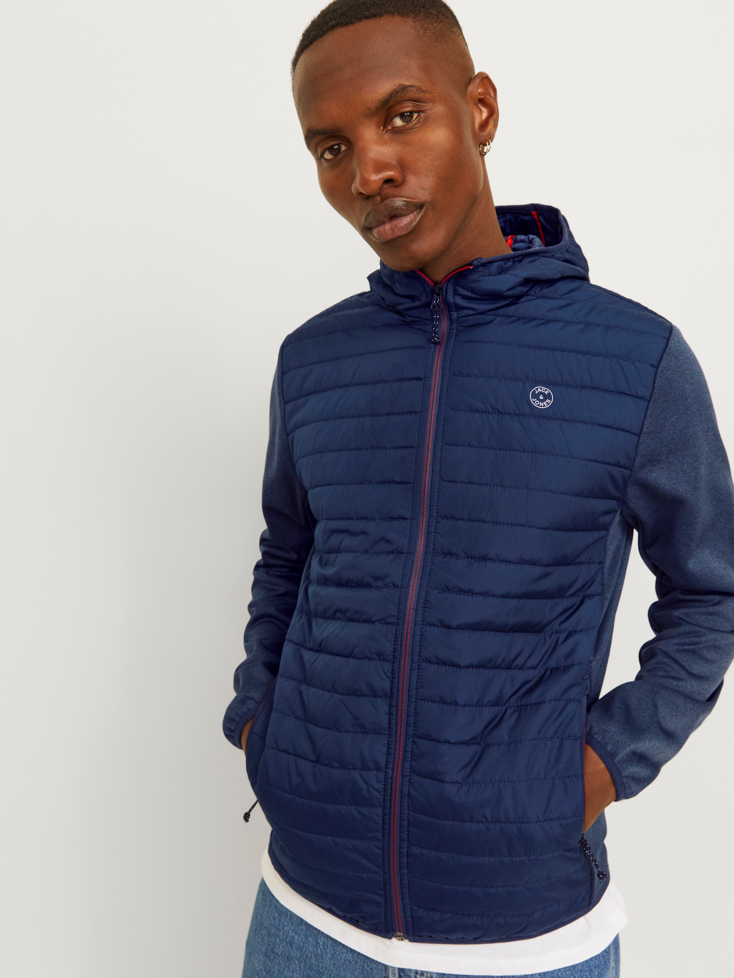 Thumbnail - Jack & Jones "JJEMULTI mit Kapuze und Futter" mit Kapuze unifarben, modisch, regular fit, Polyester