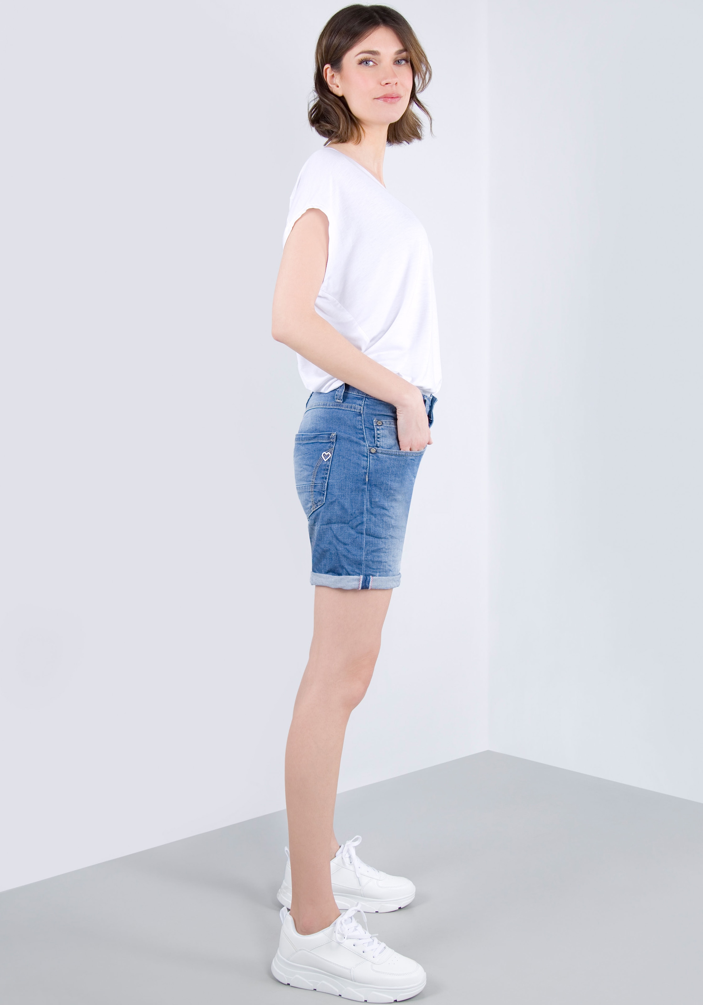 Please Jeans Shorts, mit sichtbarer Knopfleiste