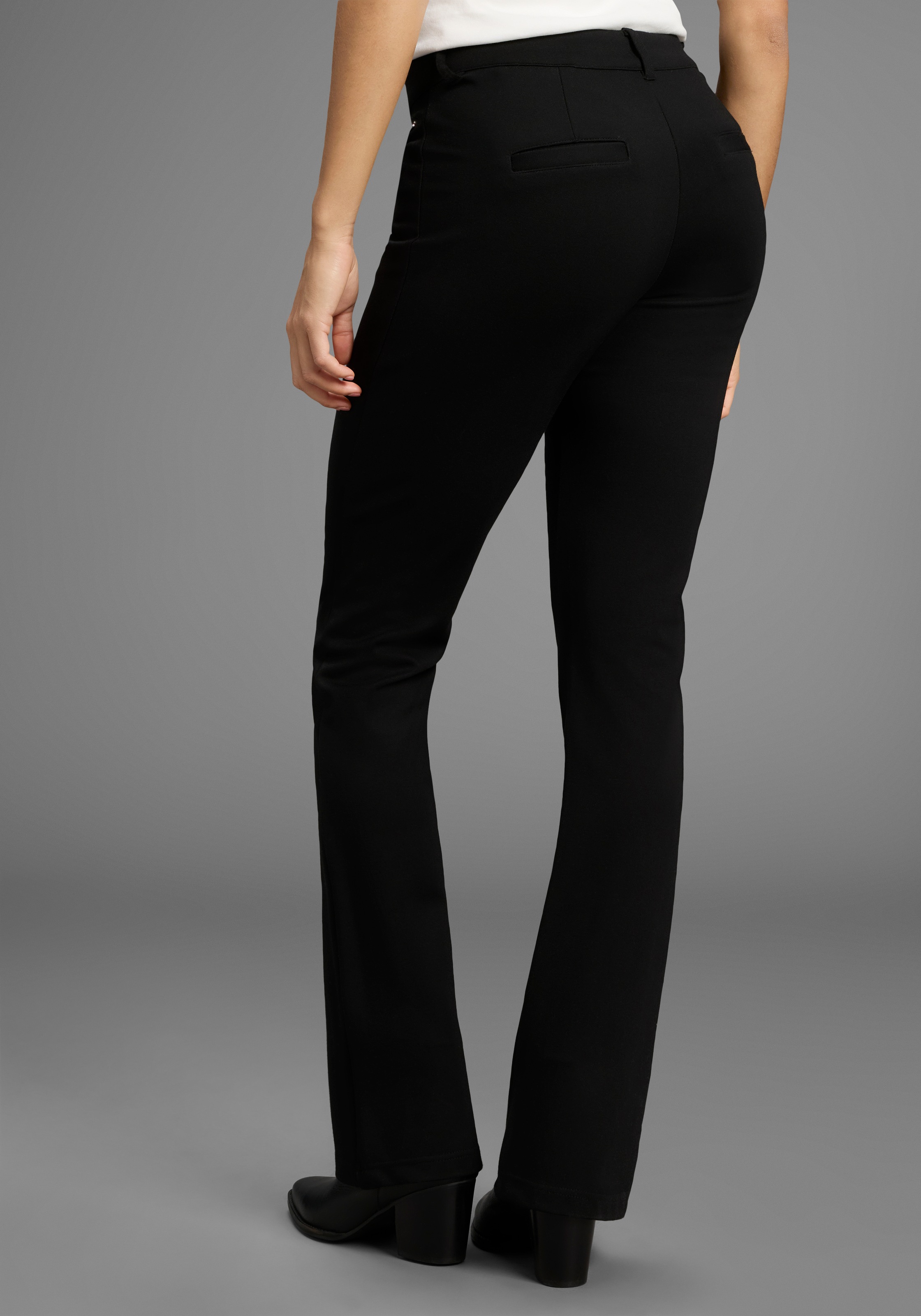 Thumbnail - Bruno Banani Bootcuthose mit Reißverschluss-Detail - NEUE KOLLEKTION