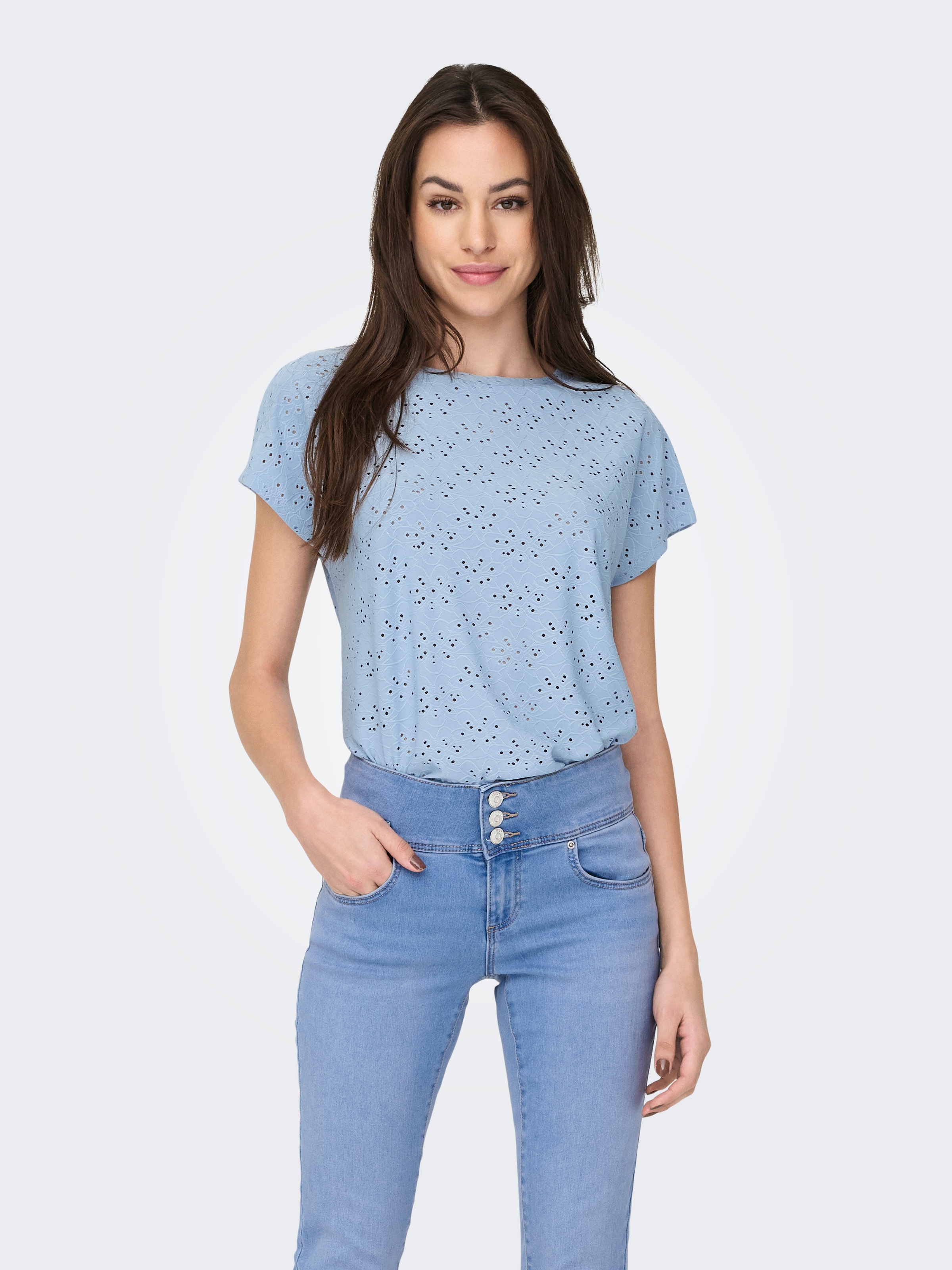 ONLY Kurzarmshirt "ONLSMILLA – Shirt mit Rundhals und klassischem Schnitt", günstig online kaufen