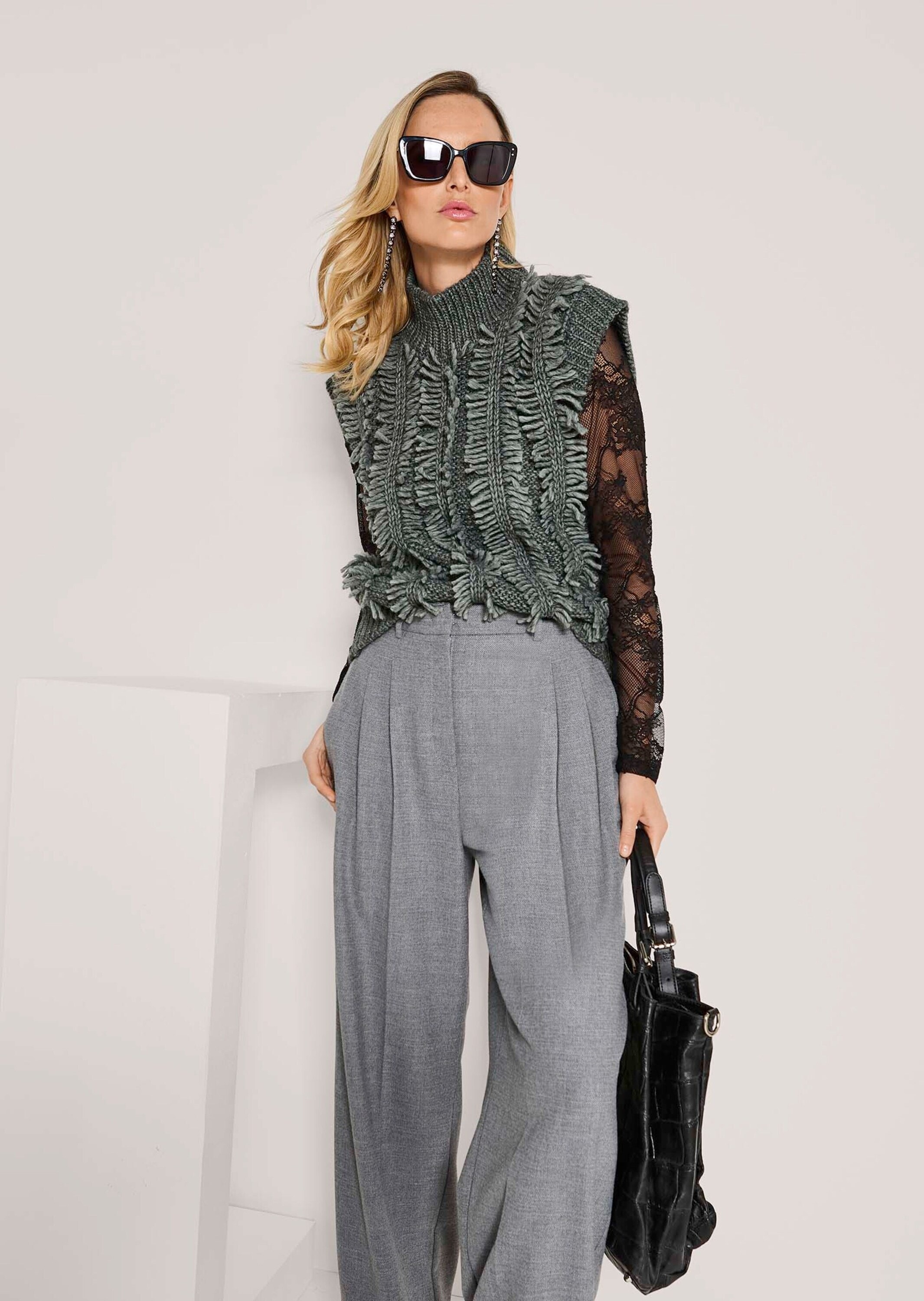 MADELEINE Pullunder »Pullunder Moderner Fransenstrick mit Stehkragen« fancy Fransenstrick