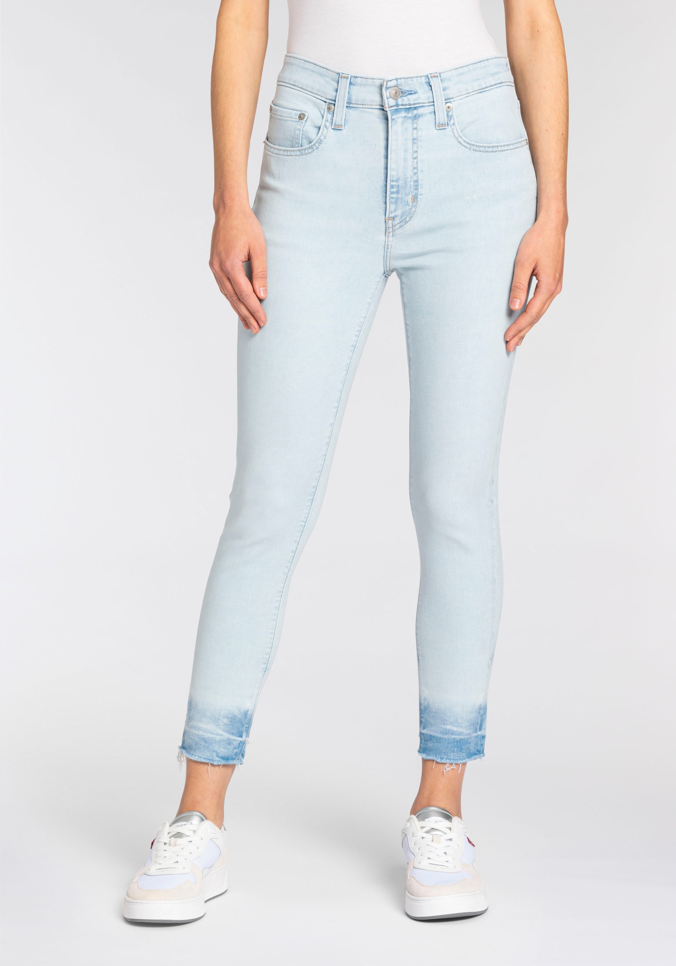 Levi's® Skinny-fit-Jeans »721 High rise skinny«, mit Schlitz am Saum