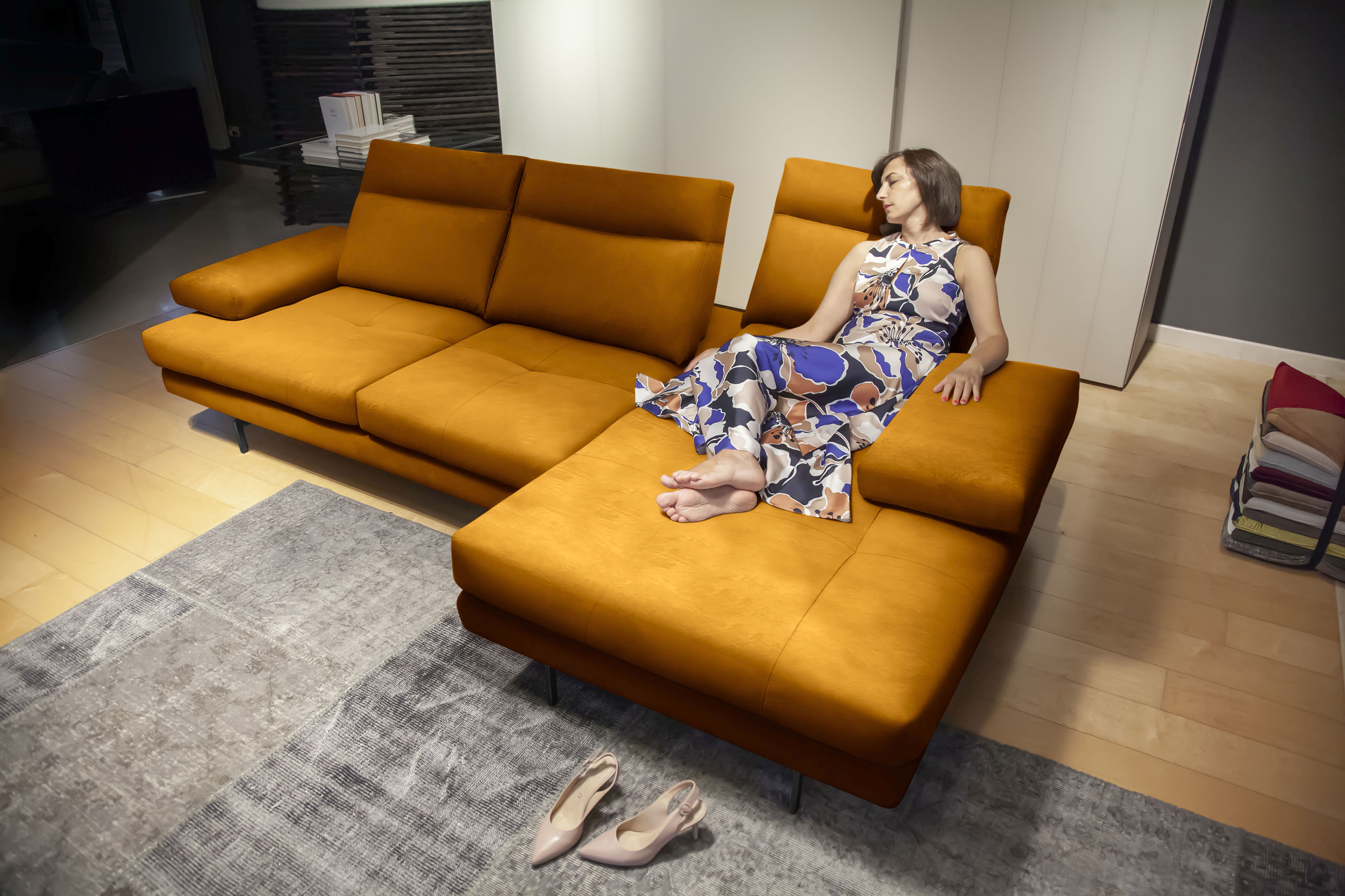 CALIA ITALIA Ecksofa "Toby Wing, B/T: 278/153 cm, Designsofa, Premium Sitzkomfort, L-Form" inklusive Sitztiefenverstellung, Füße in schwarz matt