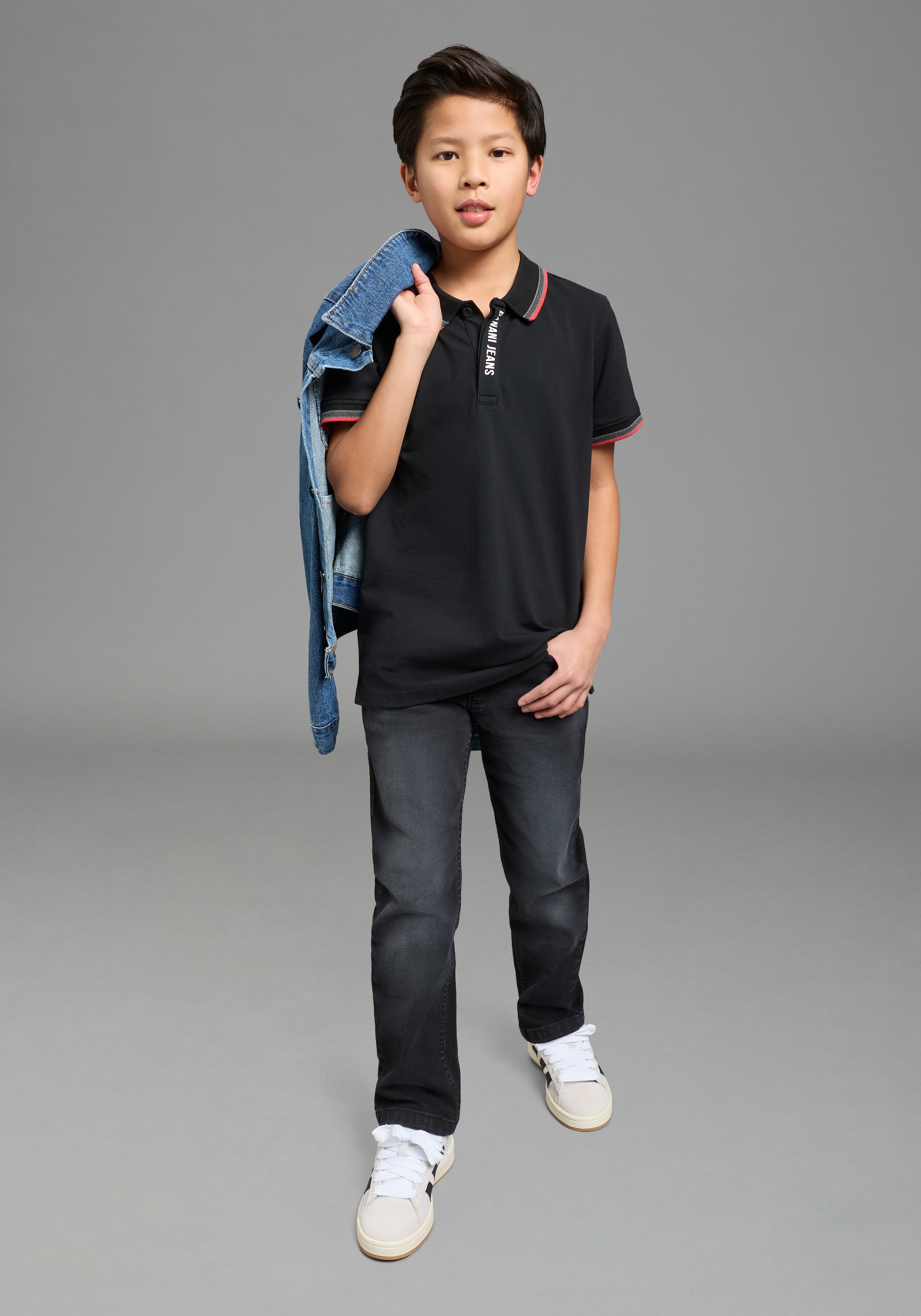 Bruno Banani Poloshirt »Piqué-Shirt mit Logo-Print für Jungen« Basic-Passform, Kurzarm, mit Knopfleiste, mit Logodruck