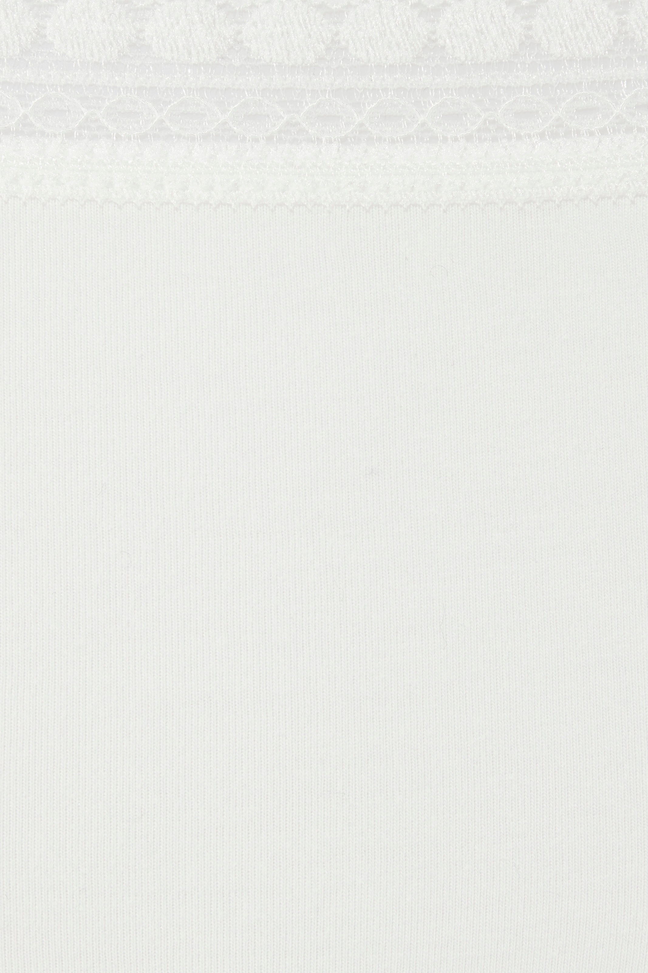 LASCANA Panty, (3er-Pack), aus elastischer Baumwolle mit weicher Spitze