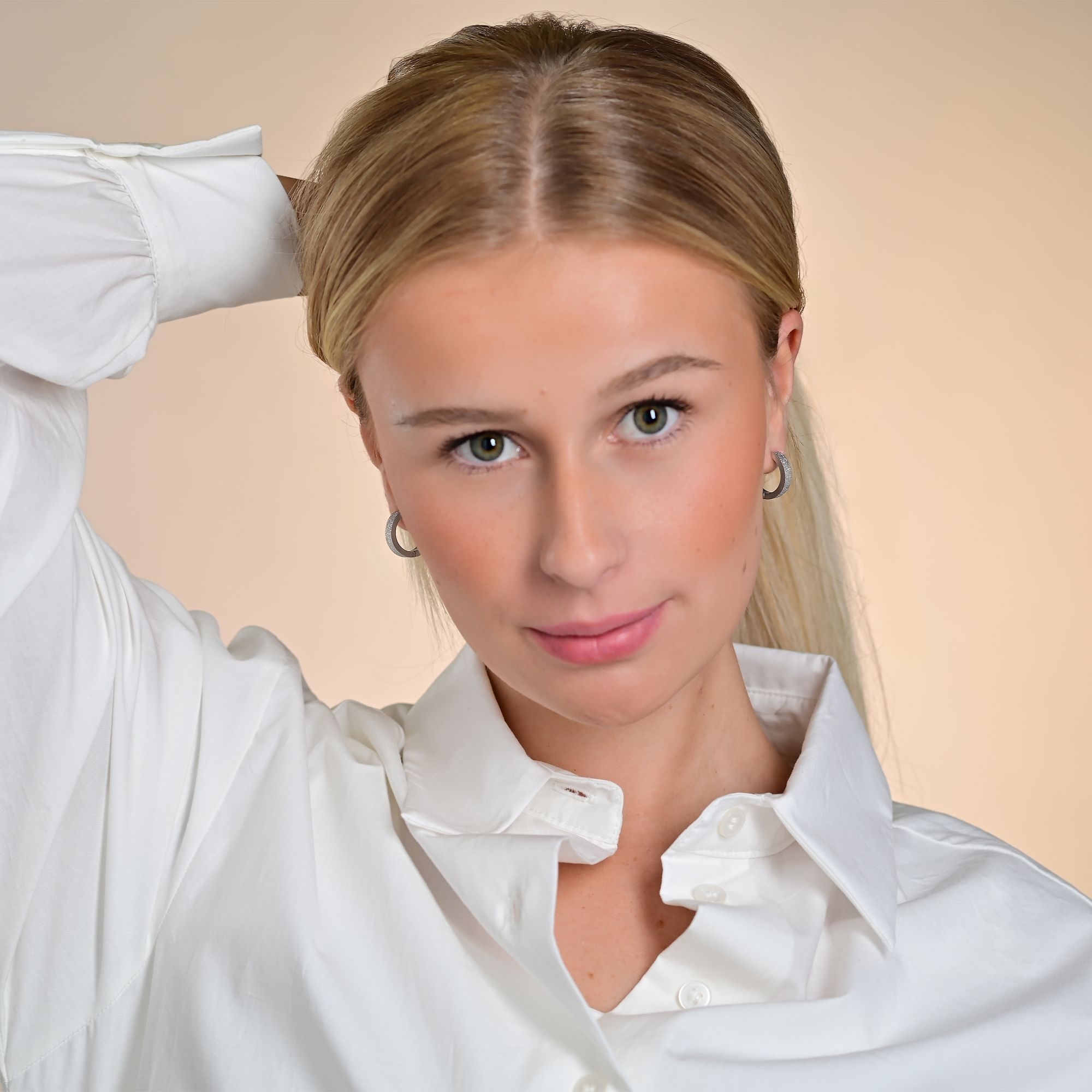 Adelia´s Klappcreolen »Damen Ohrringe – Klappcreole aus Edelstahl« Perfekt zum Verschenken an besondere Menschen