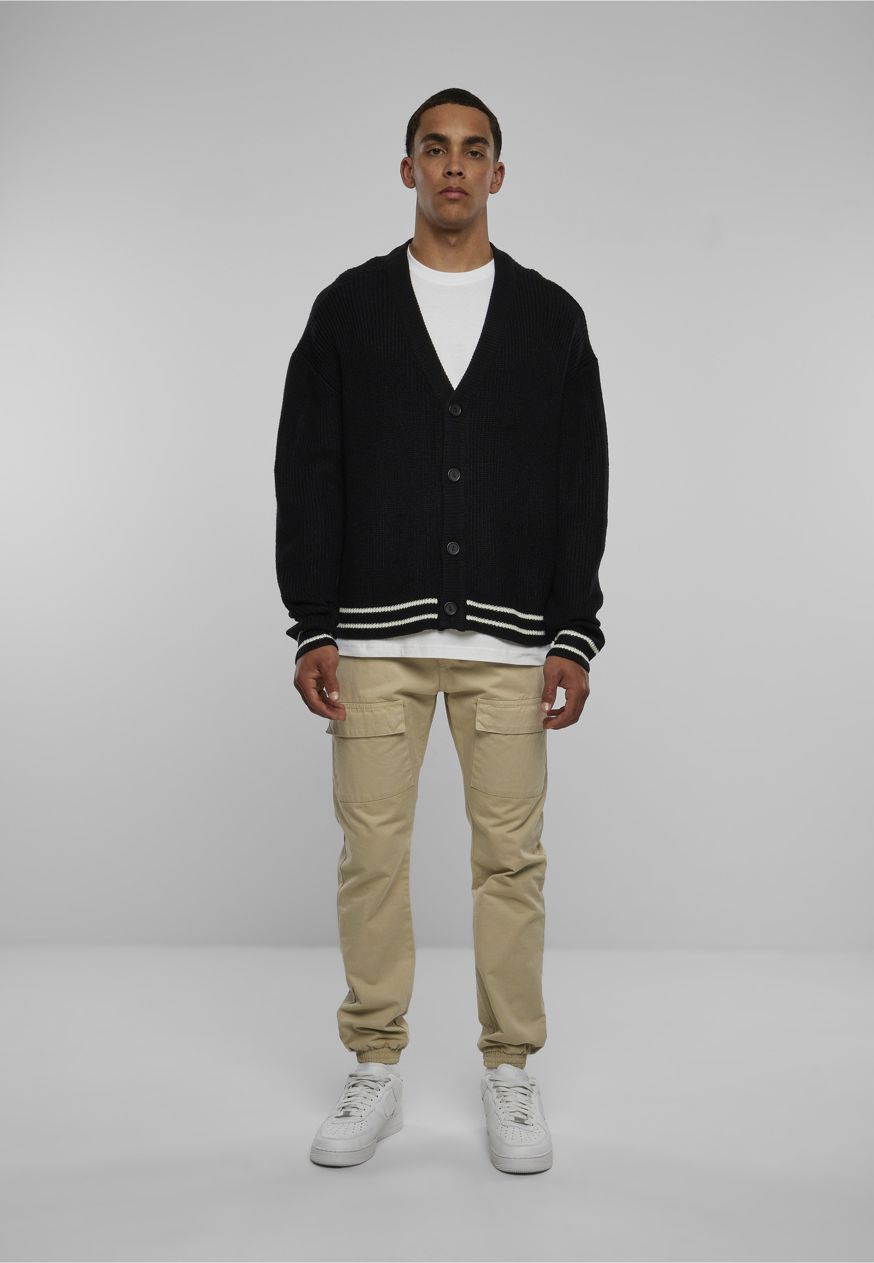 URBAN CLASSICS Strickjacke »Urban Classics Herren Sporty Boxy Cardigan« 1 Stk.