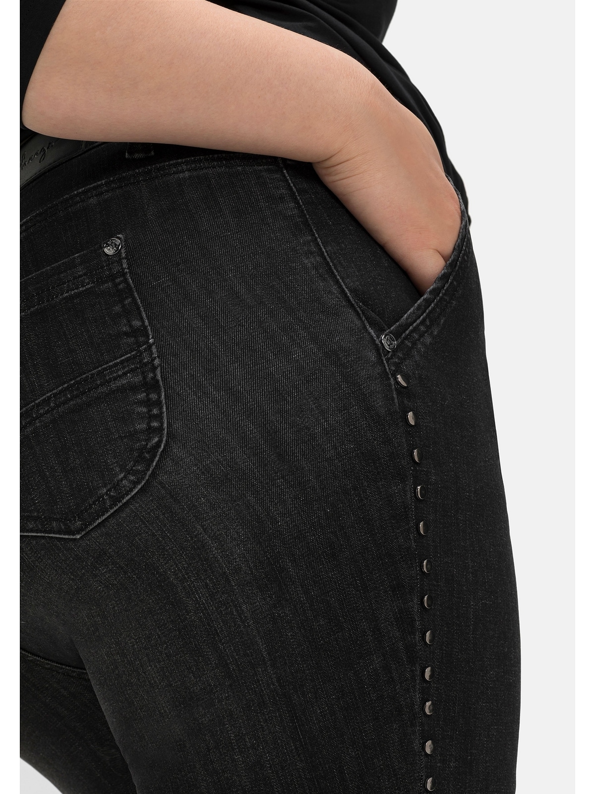 für | BAUR Sheego mit bestellen Nieten seitlichen Größen«, »Große Bootcut-Jeans