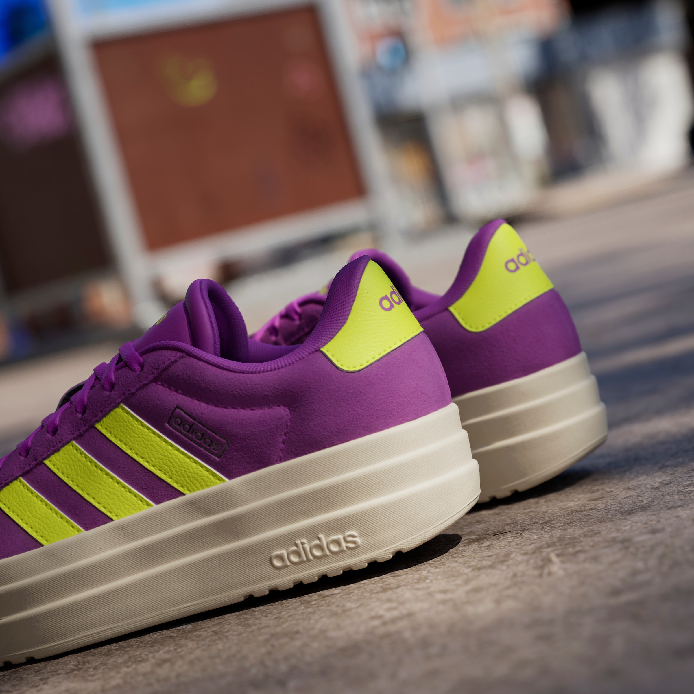 adidas Sportswear Sneaker »VL COURT BOLD«, Design auf den Spuren des adidas Gazelle Bold