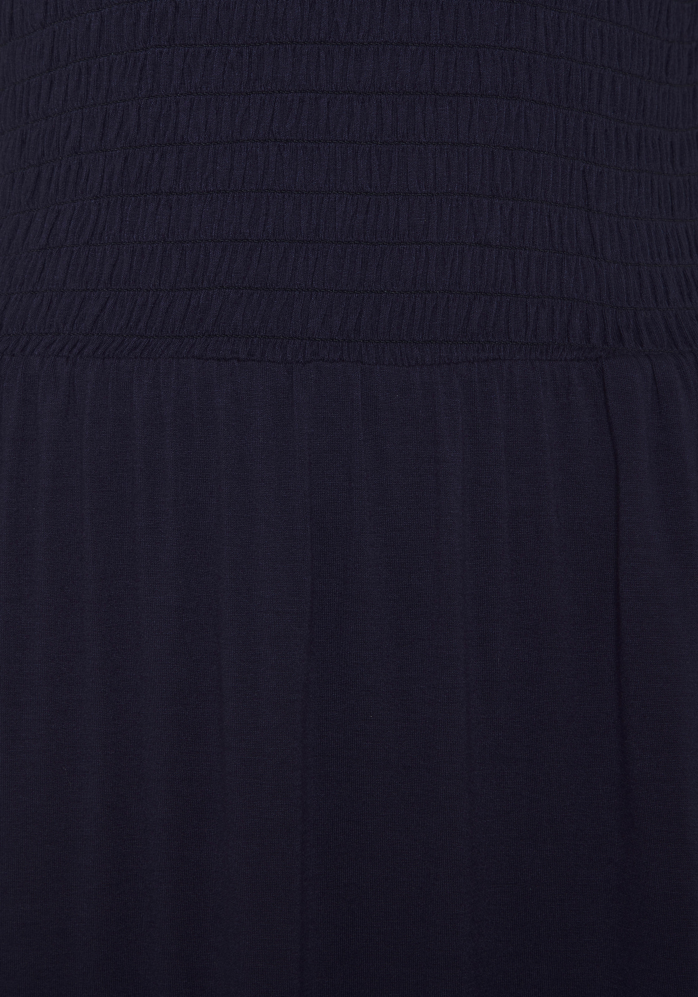 LASCANA Midikleid »mit gesmoktem Oberteil« Seitennahttaschen Leichtes Sommerkleid, Strandkleid, Viskosekleid