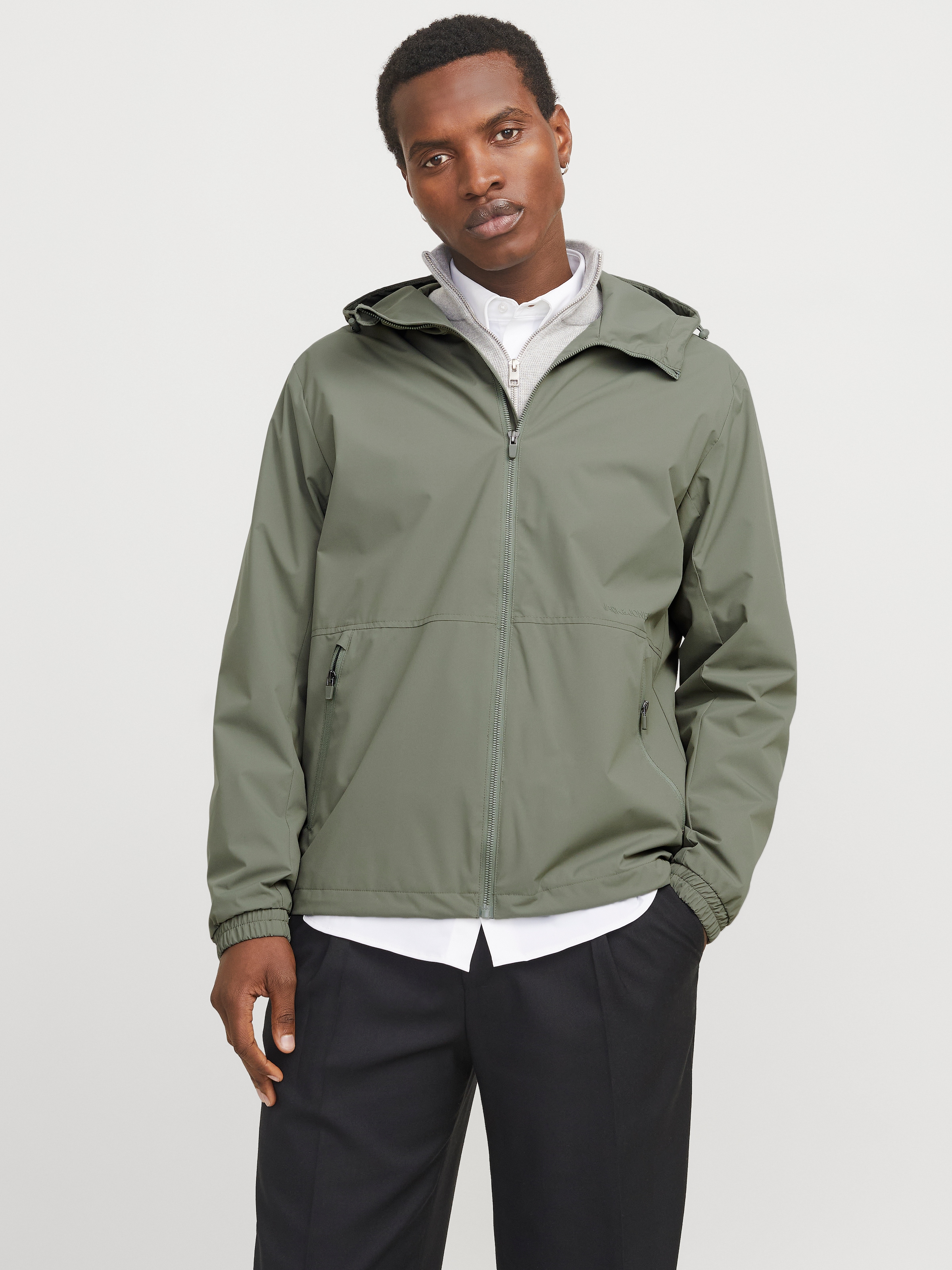 Jack & Jones Outdoorjacke "JJEURBAN Jacke mit Kapuze, elastischem Bund und günstig online kaufen