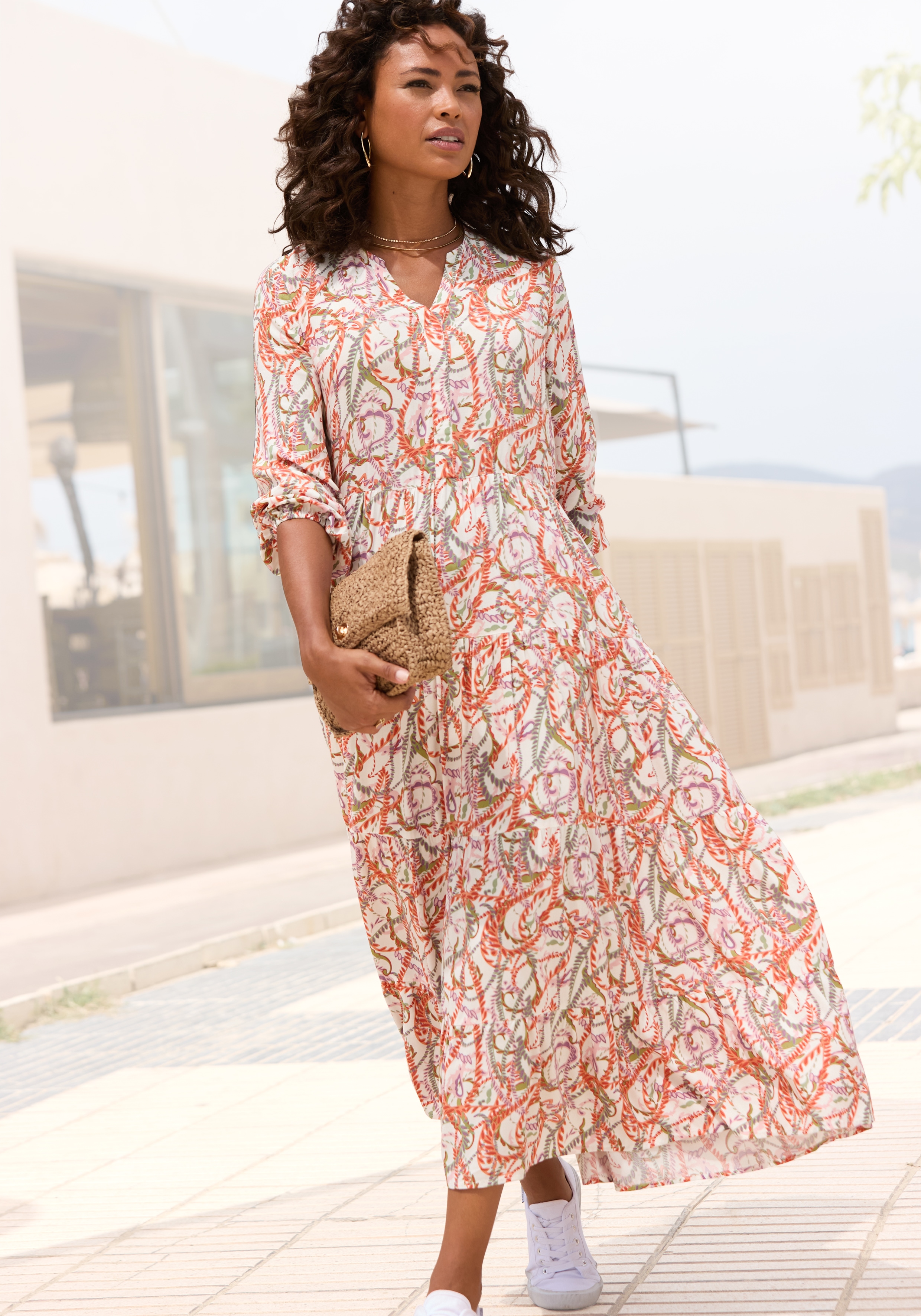 LASCANA Maxikleid "mit Alloverprint und V-Ausschnitt aus Viskose, locker bequemer Look" Ohne Taschen Langärmliges Webkleid, Sommerkleid, lockeres Kaftankleid, Druckkleid