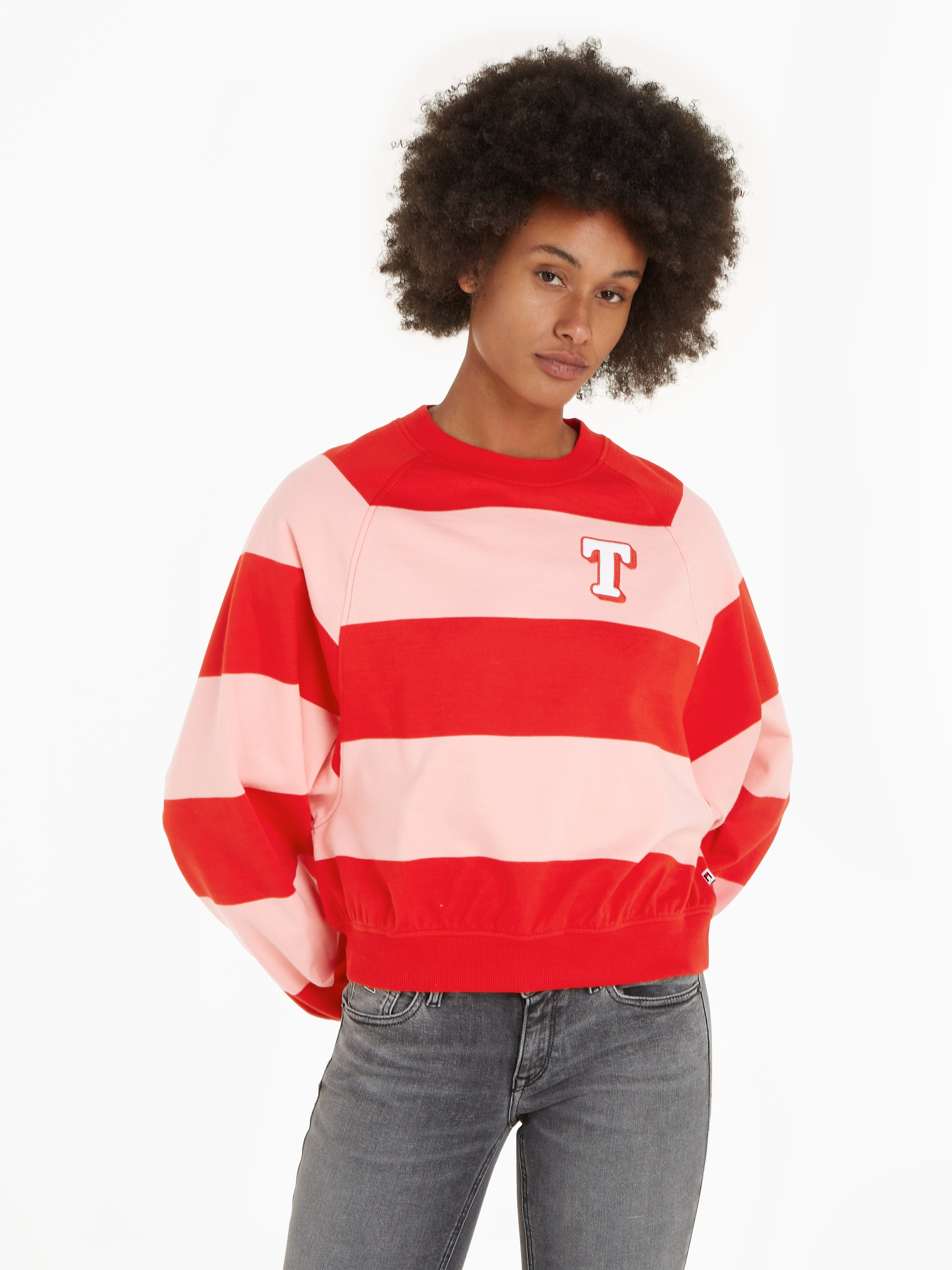 Sweatshirt »TJW RLX LETTERMAN STRP CREW EXT«, mit allover Colorblock Streifen