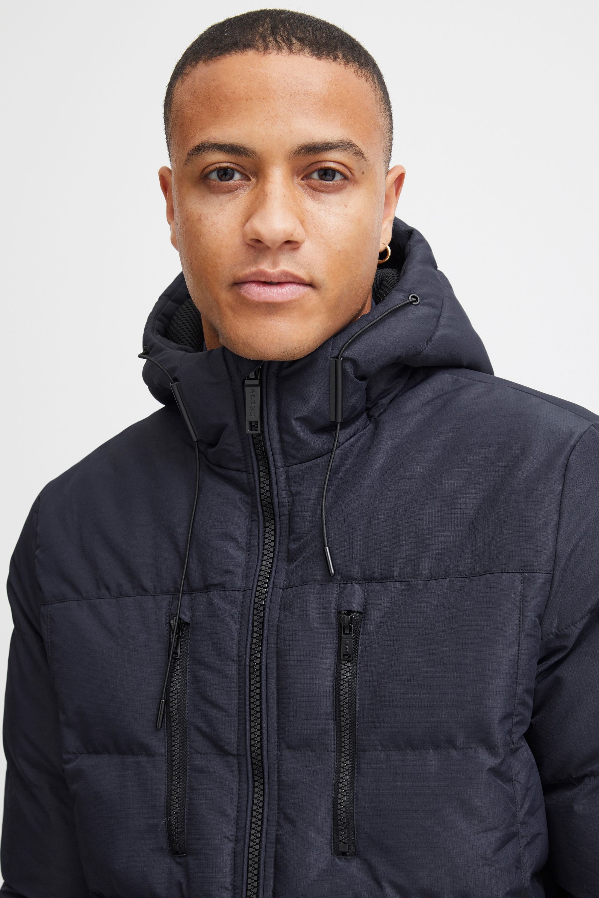 Blend Steppjacke »BHOuterwear« mit Kapuze Klassische Steppjacke mit Taschen