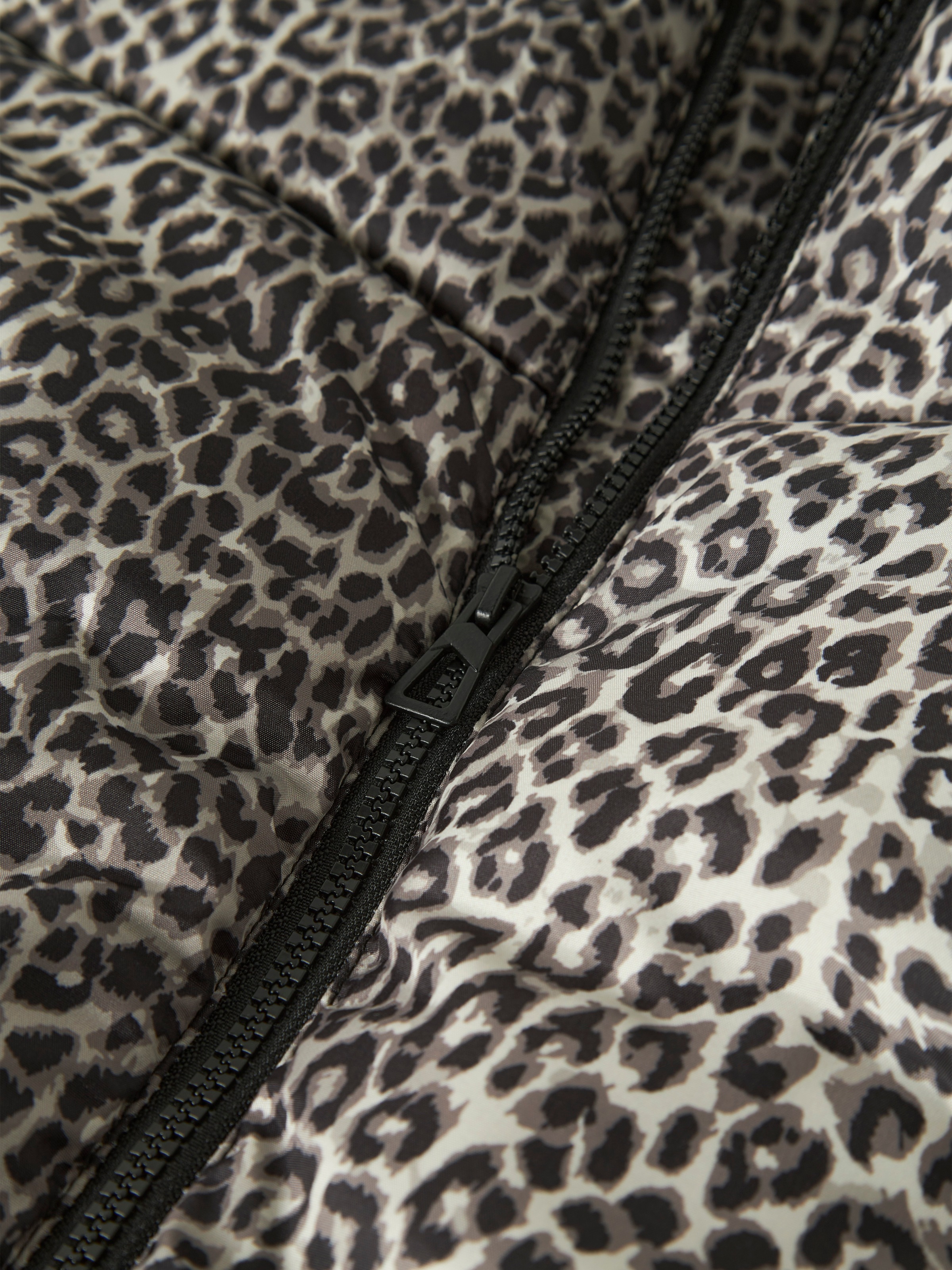 Name It Steppjacke »NKFMORY PUFFER JACKET« mit Kapuze Kunstfaser, mit reflektierendem Detail