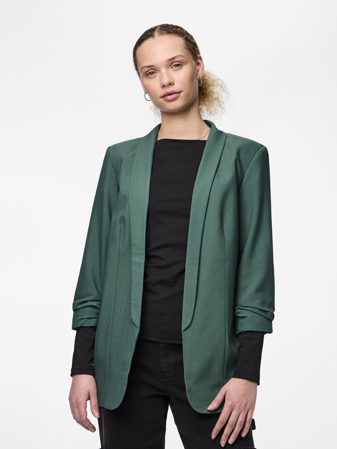 pieces Blusenblazer »PCBOSELLA 3/4 BLAZER NOOS«, mit Faltendetail am Ärmel