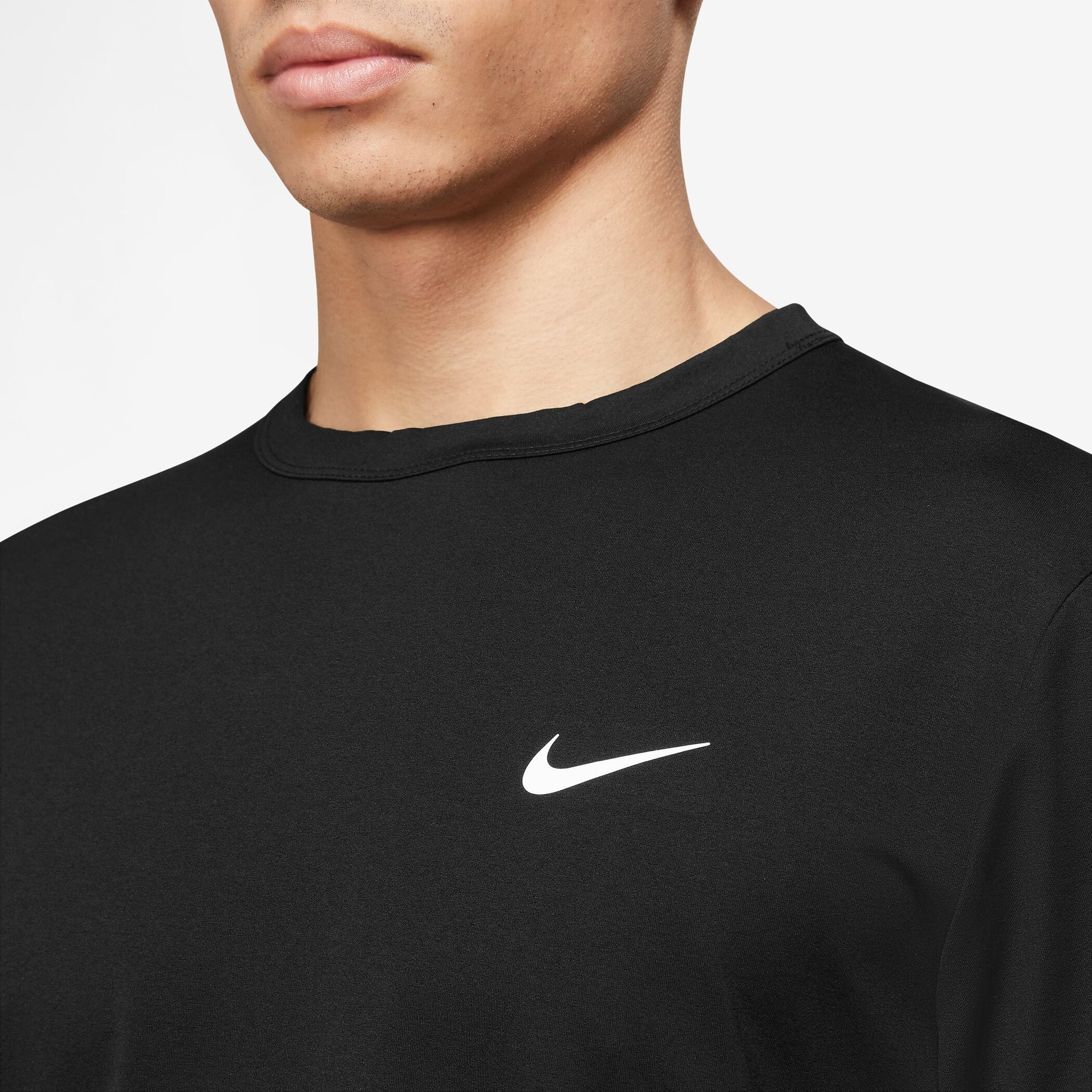 Nike T-Shirt »M NK DF UV HYVERSE SS«