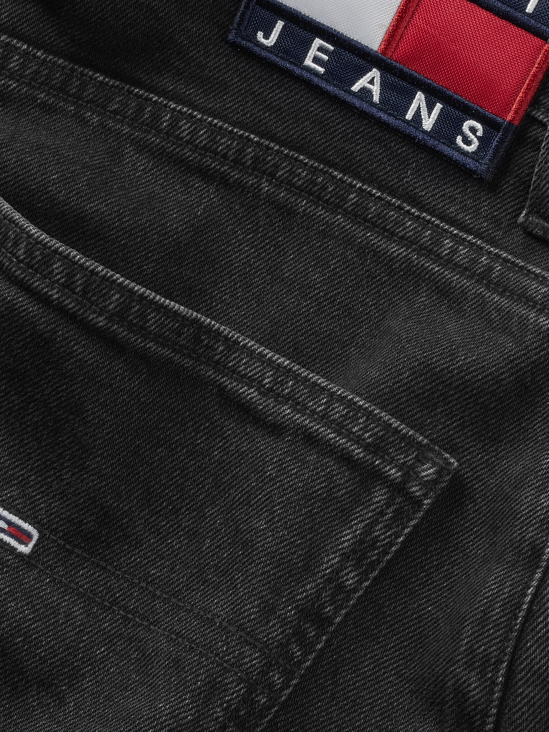 Tommy Jeans Relax-fit-Jeans »MIA MR RLXD STR«, in blauer Waschung, mit Hammerschlaufe