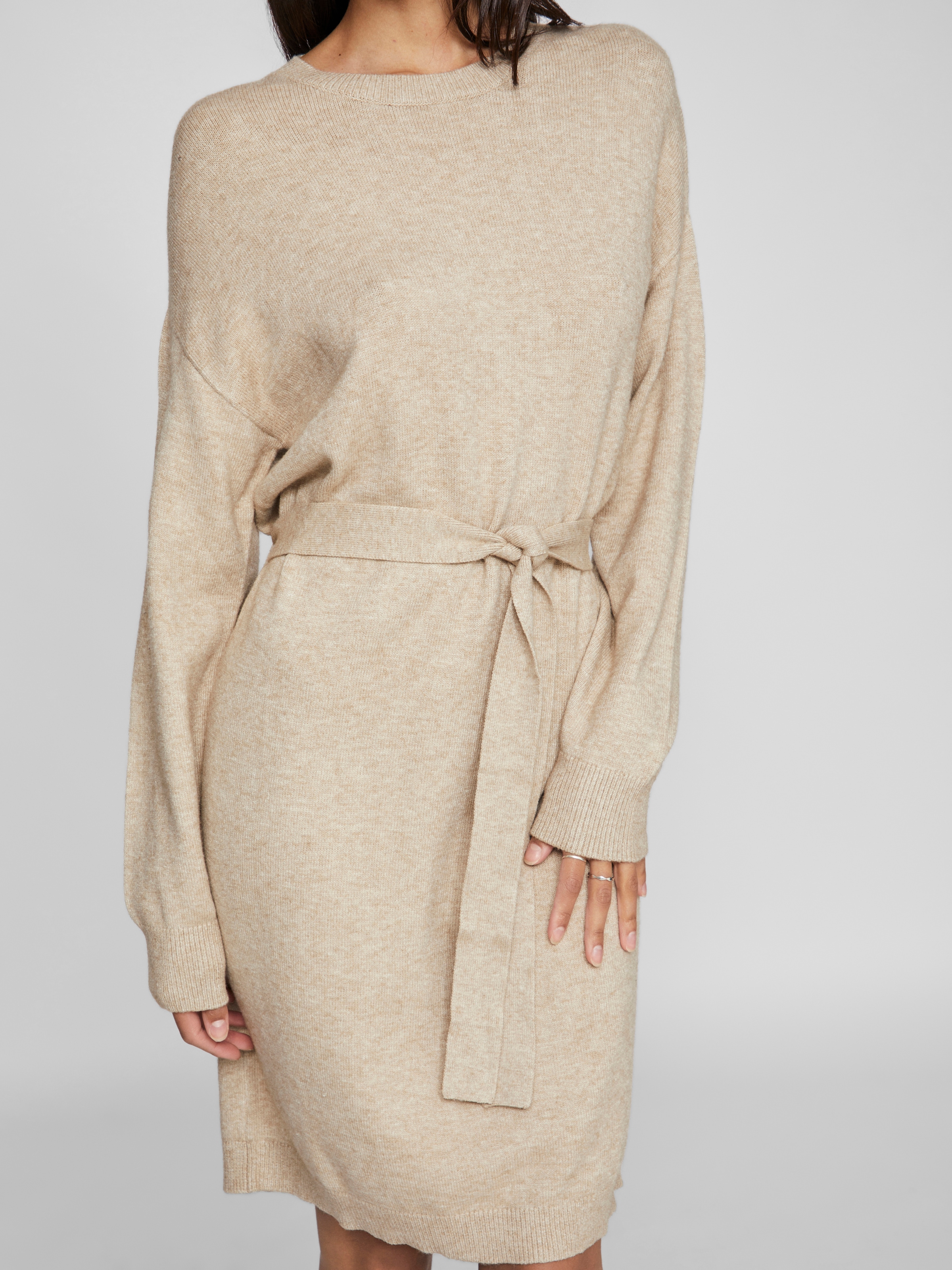 Vila Strickkleid »VIRIL O-NECK L/S BELT KNIT DRESS - NOOS«