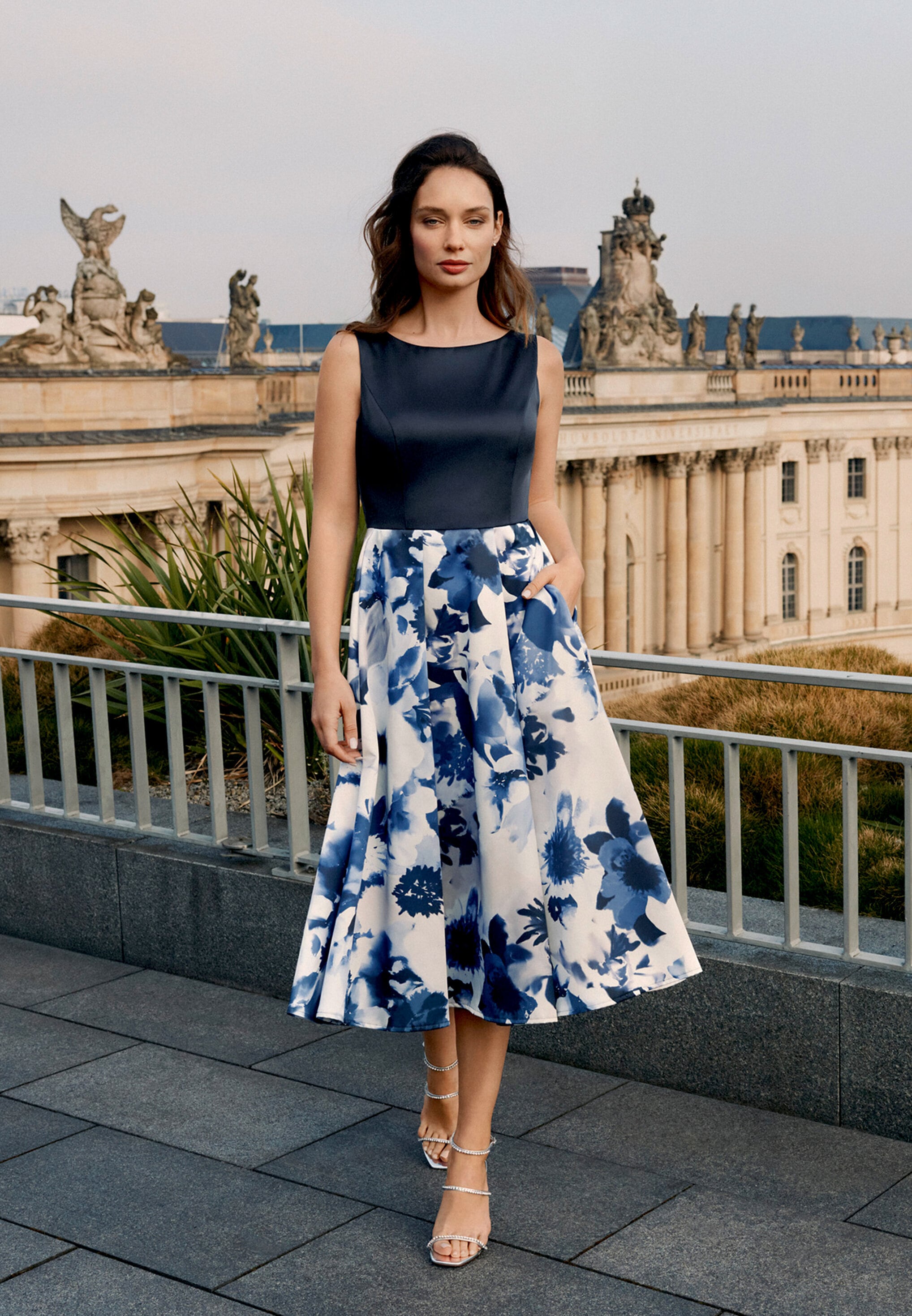 Vera Mont Cocktailkleid »Damen mit ausgestelltem Rock« Nahttasche