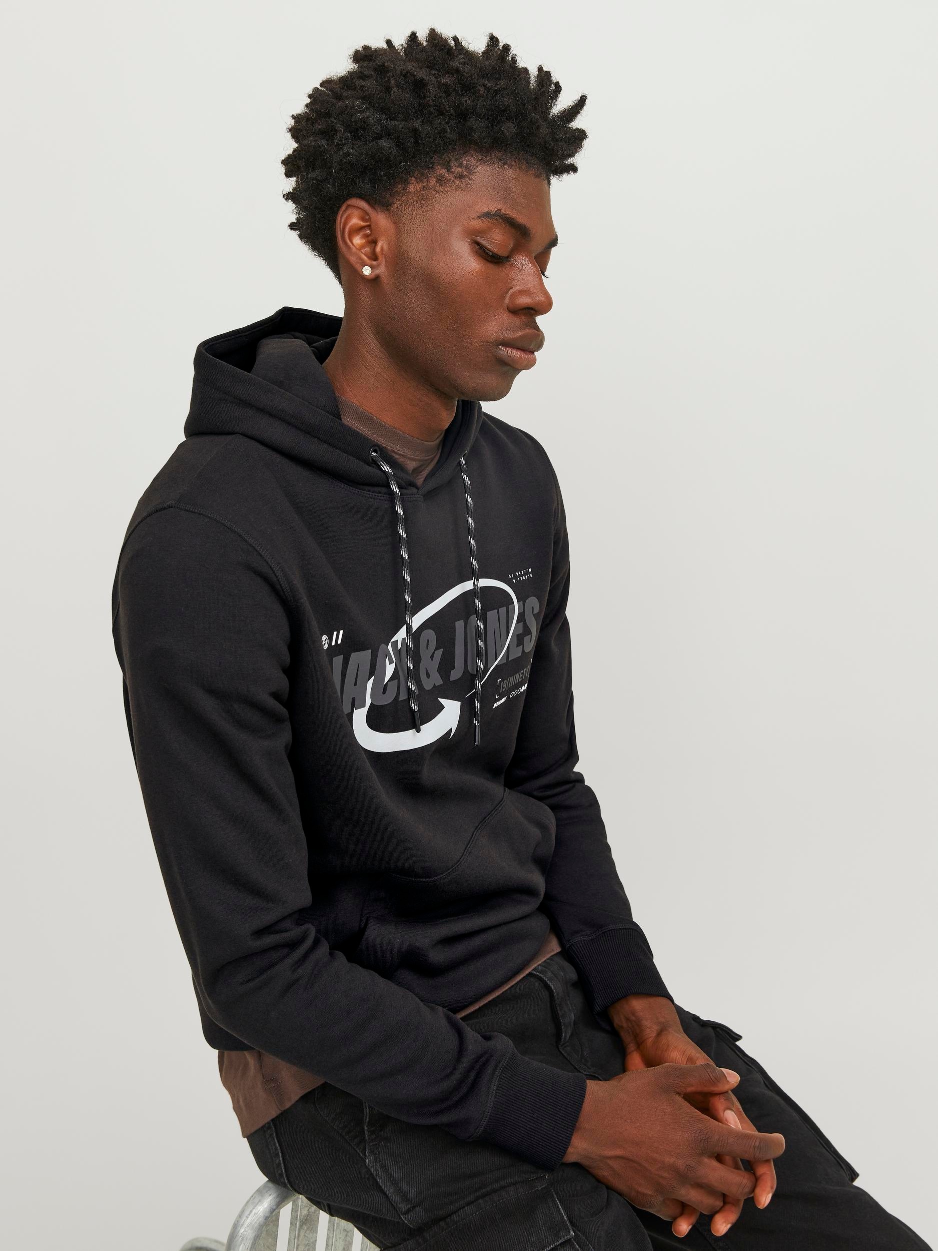 Jack & Jones Kapuzensweatshirt »JCOBLACK SWEAT HOOD CH«