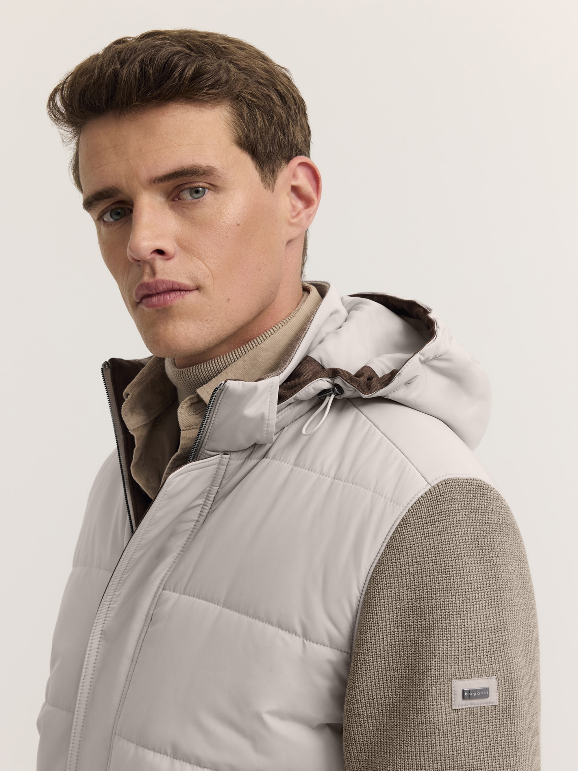 bugatti Strickjacke »Regular Fit« Regular Fit Hybrid Abnehmbare Kapuze