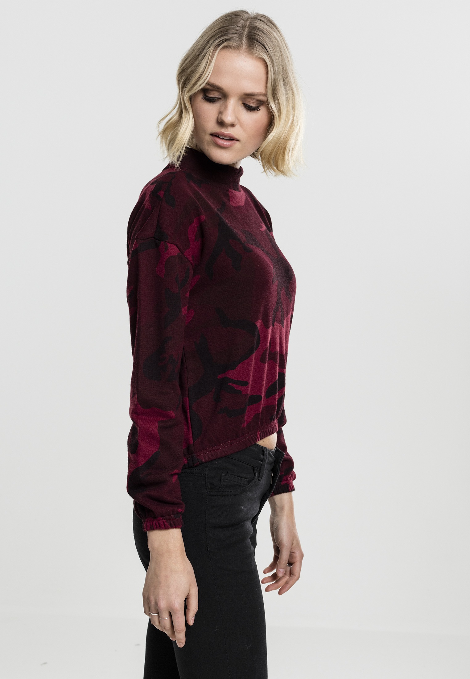 URBAN CLASSICS Sweatshirt »Urban Classics Damen Ladies Camo Turtleneck Crew«, (1 tlg.)