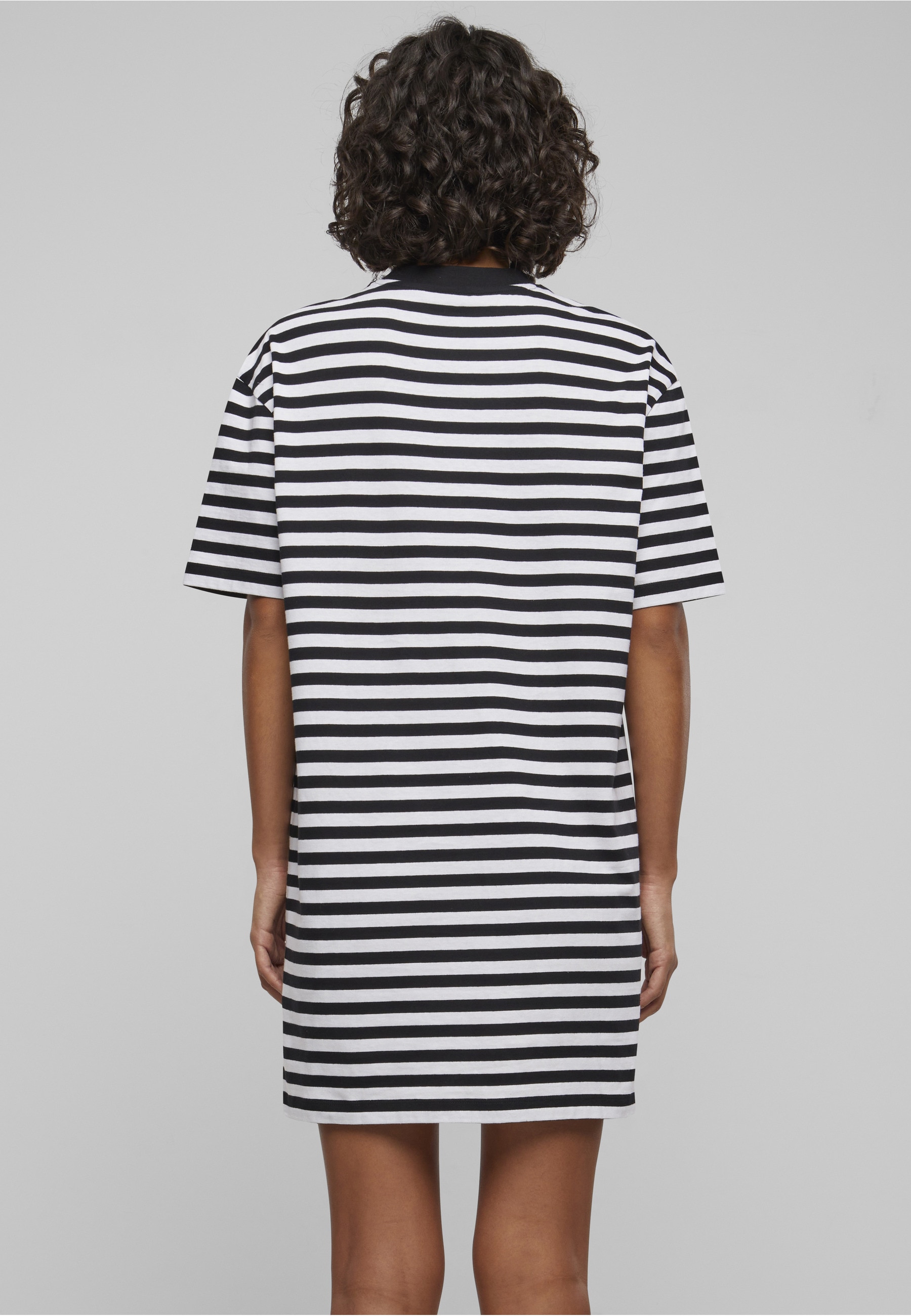 URBAN CLASSICS Shirtkleid »Urban Classics Damen Ladies Oversized Striped Tee Dress« 1 Stk. tlg.